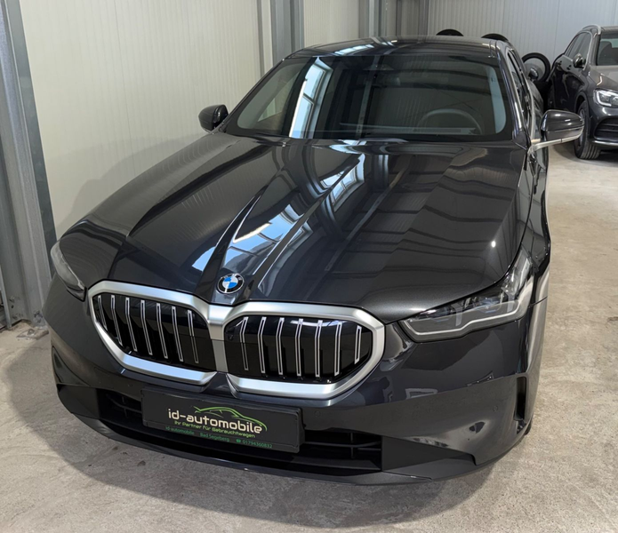 BMW 520 i Limousine, Head-UP, Bowers&Wilkins, 1 Hand