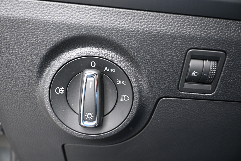 SEAT Ibiza 1.0 TSI Style Business Intense — photo 32