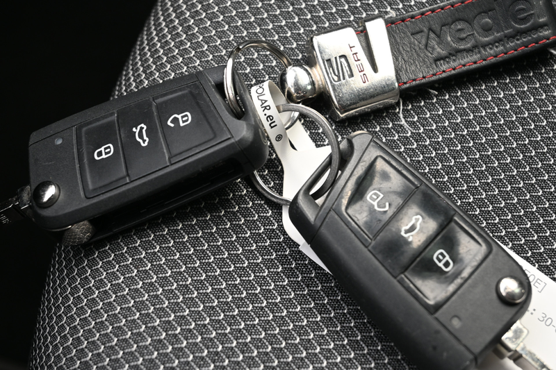 SEAT Ibiza 1.0 TSI Style Business Intense — photo 37