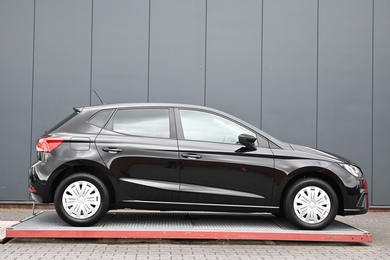 SEAT Ibiza 1.0 TSI Style Business Intense — photo 2