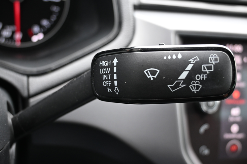 SEAT Ibiza 1.0 TSI Style Business Intense — photo 36