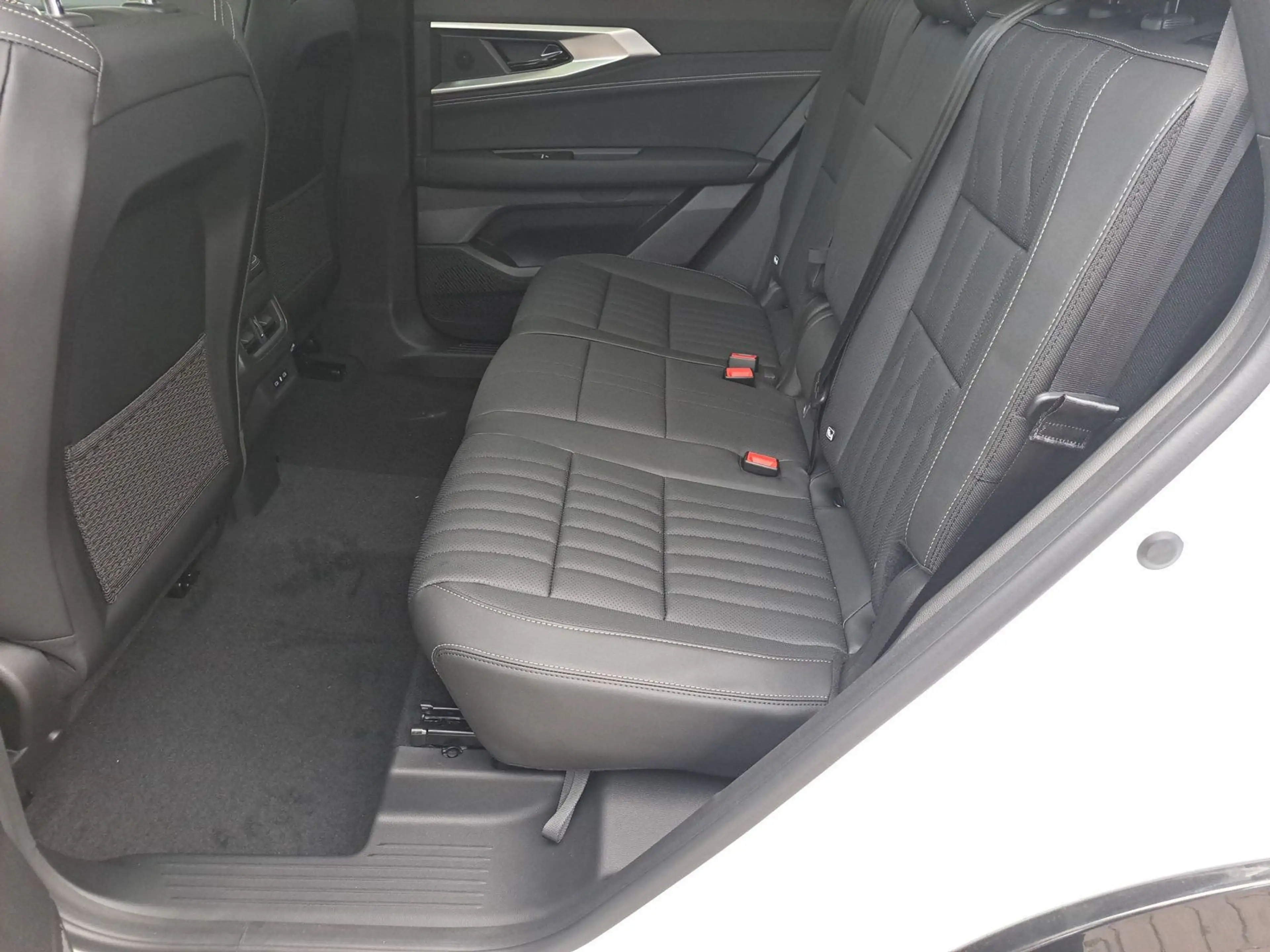 Renault Espace VI 1.2 E-TECH Hybrid 200 Iconic — photo 14