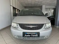 chrysler grand voyager 8 persoons
