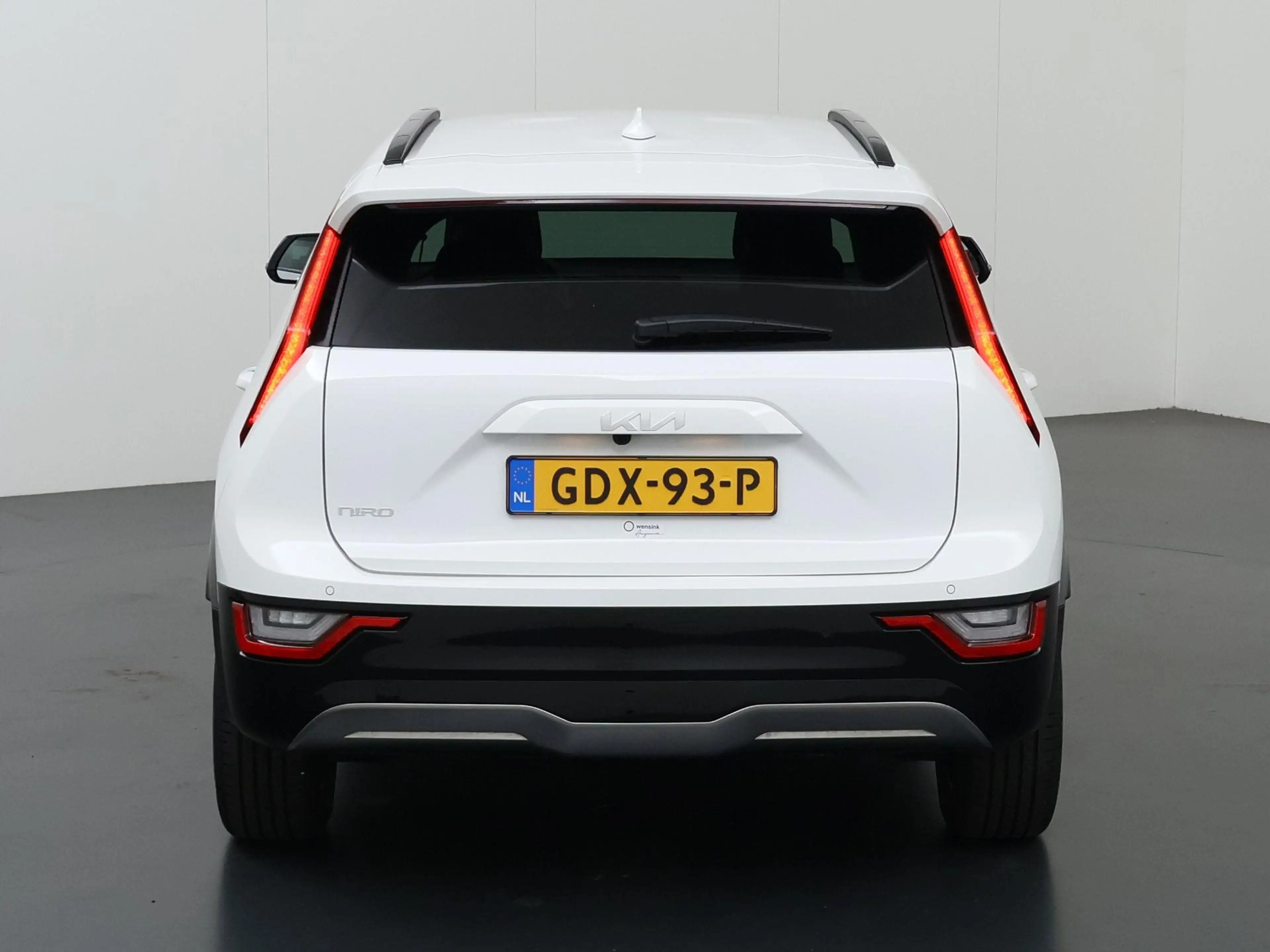 Kia e-Niro EV Edition Advanced 64.8 kWh | Navigatie | Parkeer — photo 4