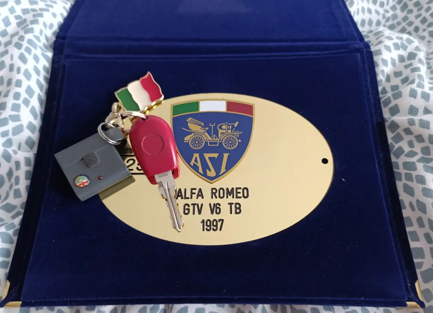 Alfa Romeo GTV 2.0 V6 tb Plateado - 1