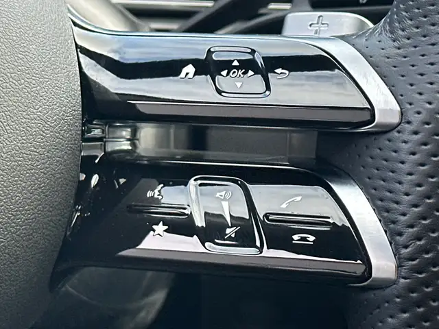 Mercedes-Benz C-Class view 17
