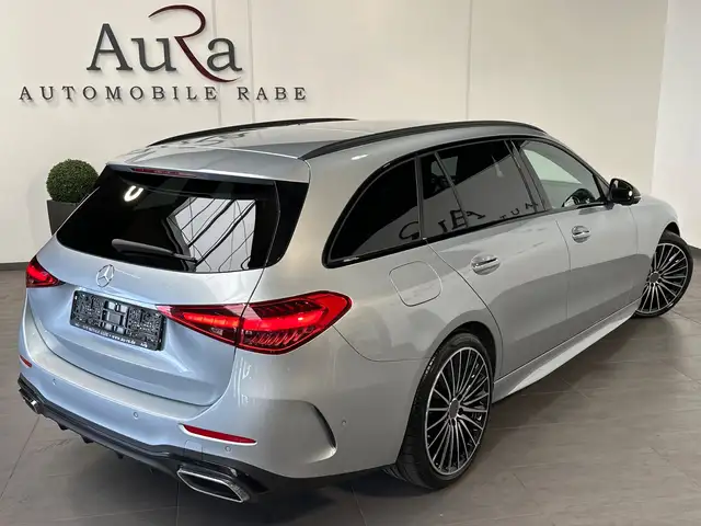 Mercedes-Benz C-Class view 5