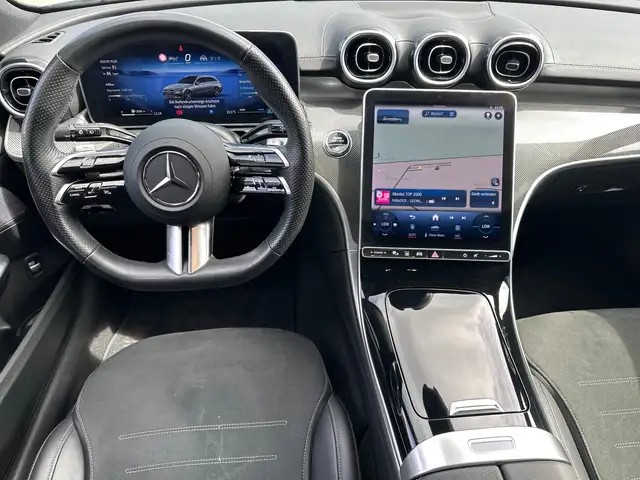 Mercedes-Benz C-Class view 15