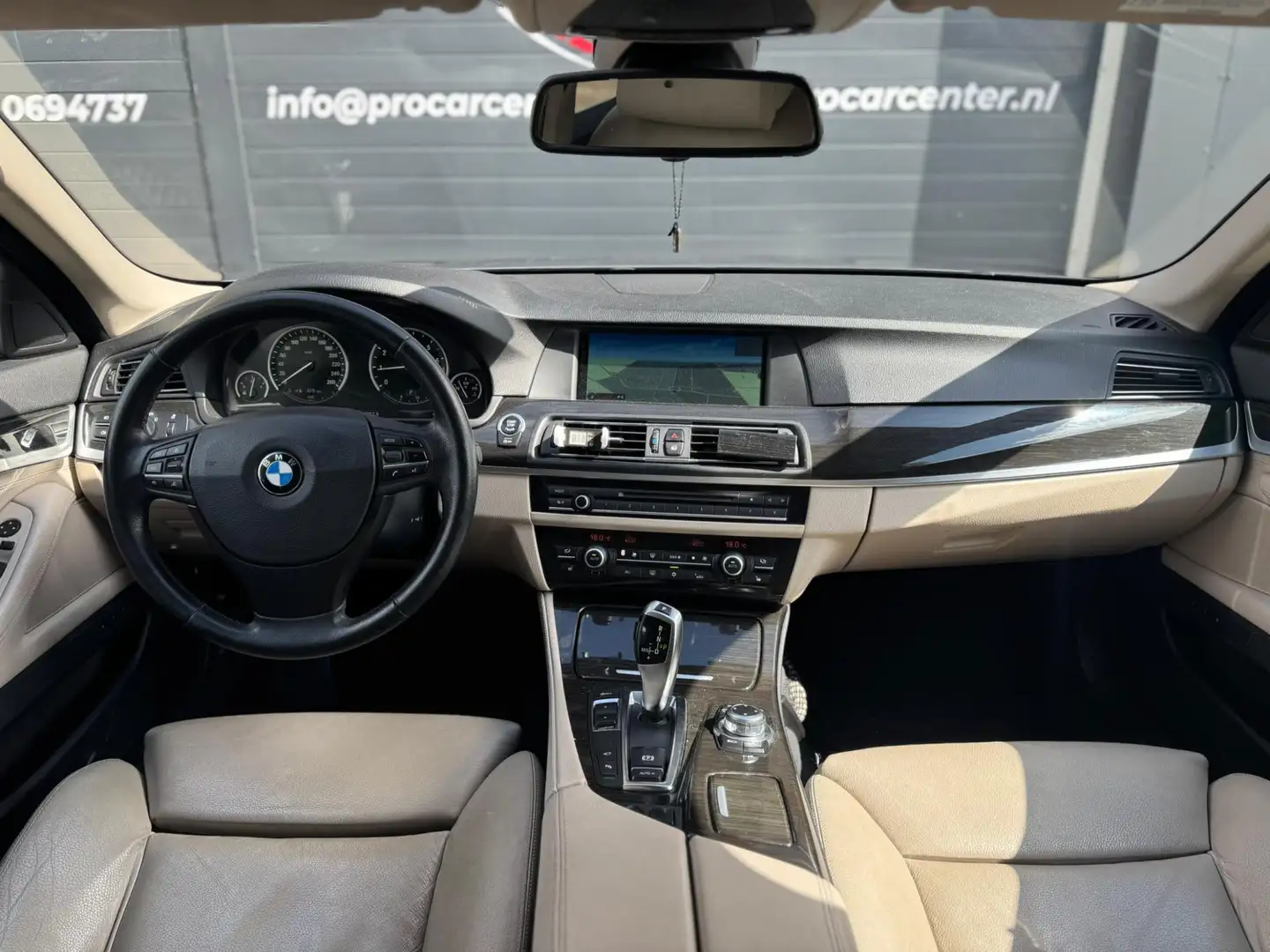 BMW 528 5-serie 528i High Executive AUT|CLIMATE|KEYLESS|CR Серый - 2
