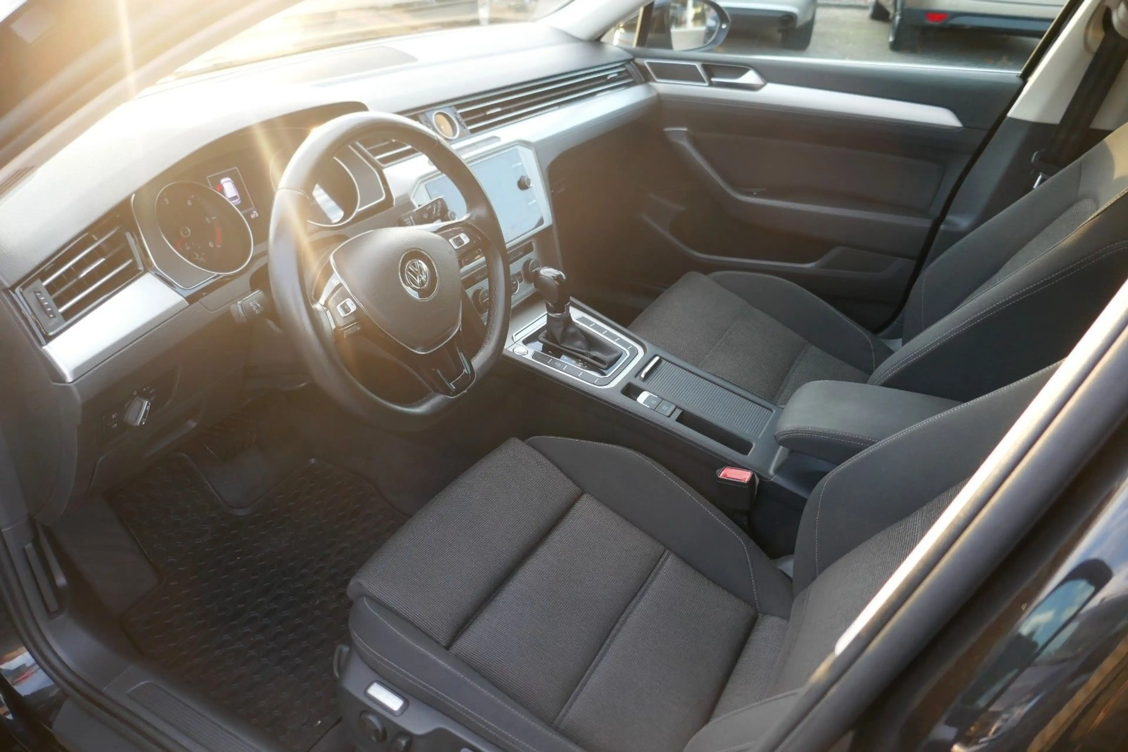 Volkswagen Passat Variant Passat 2.0 Variant Comfortline BMT DSG — photo 9