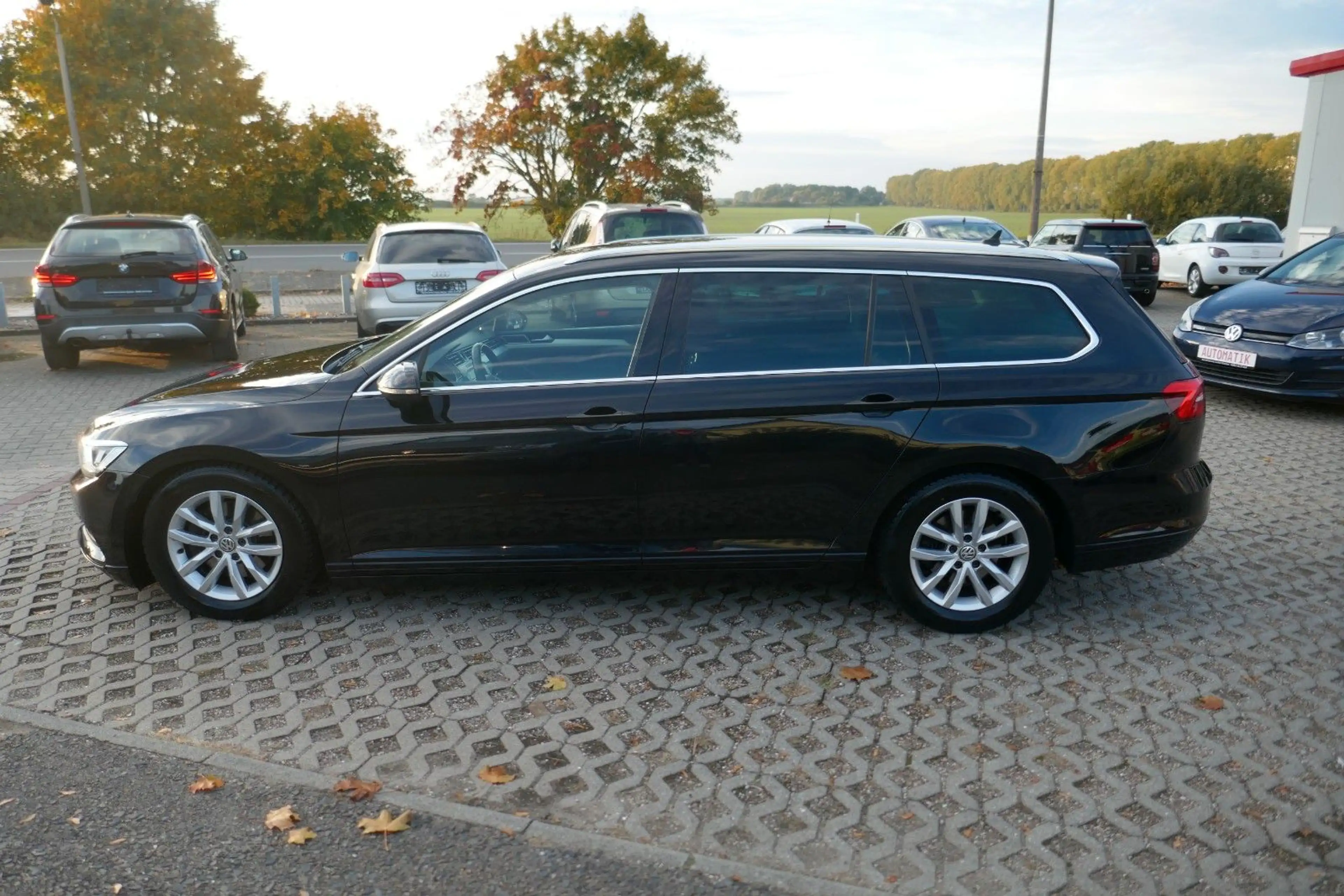Volkswagen Passat Variant Passat 2.0 Variant Comfortline BMT DSG — photo 4
