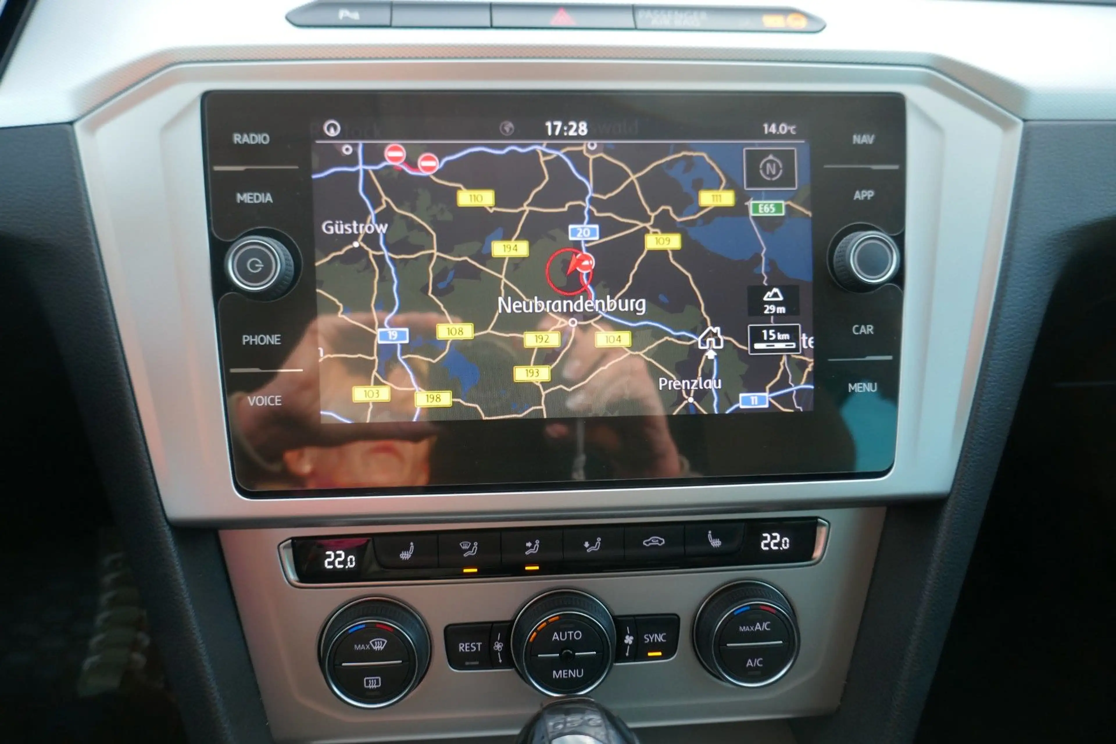 Volkswagen Passat Variant Passat 2.0 Variant Comfortline BMT DSG — photo 13
