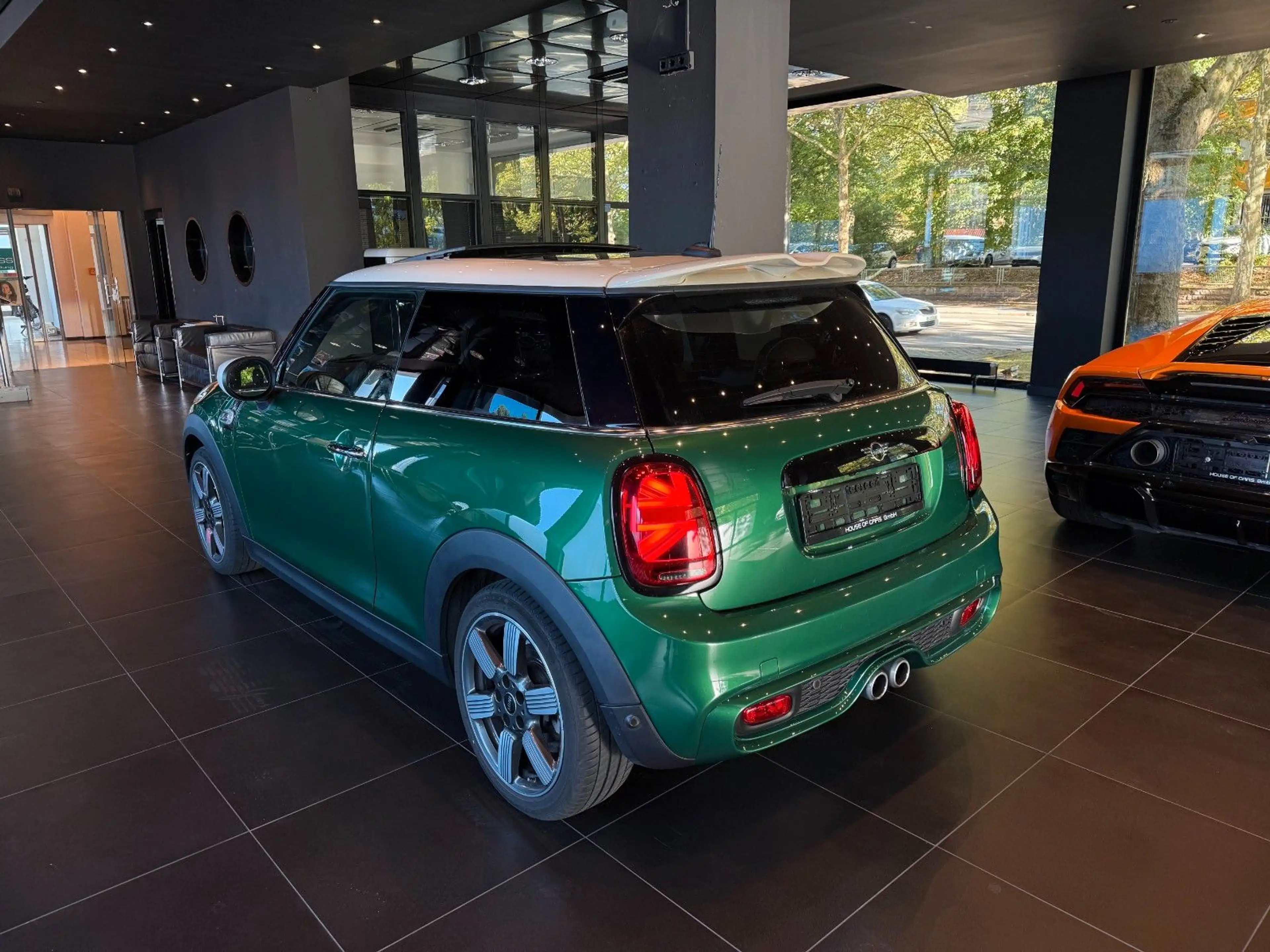 MINI Cooper S 60 Years Trim*Pano*British Racing Green — photo 6