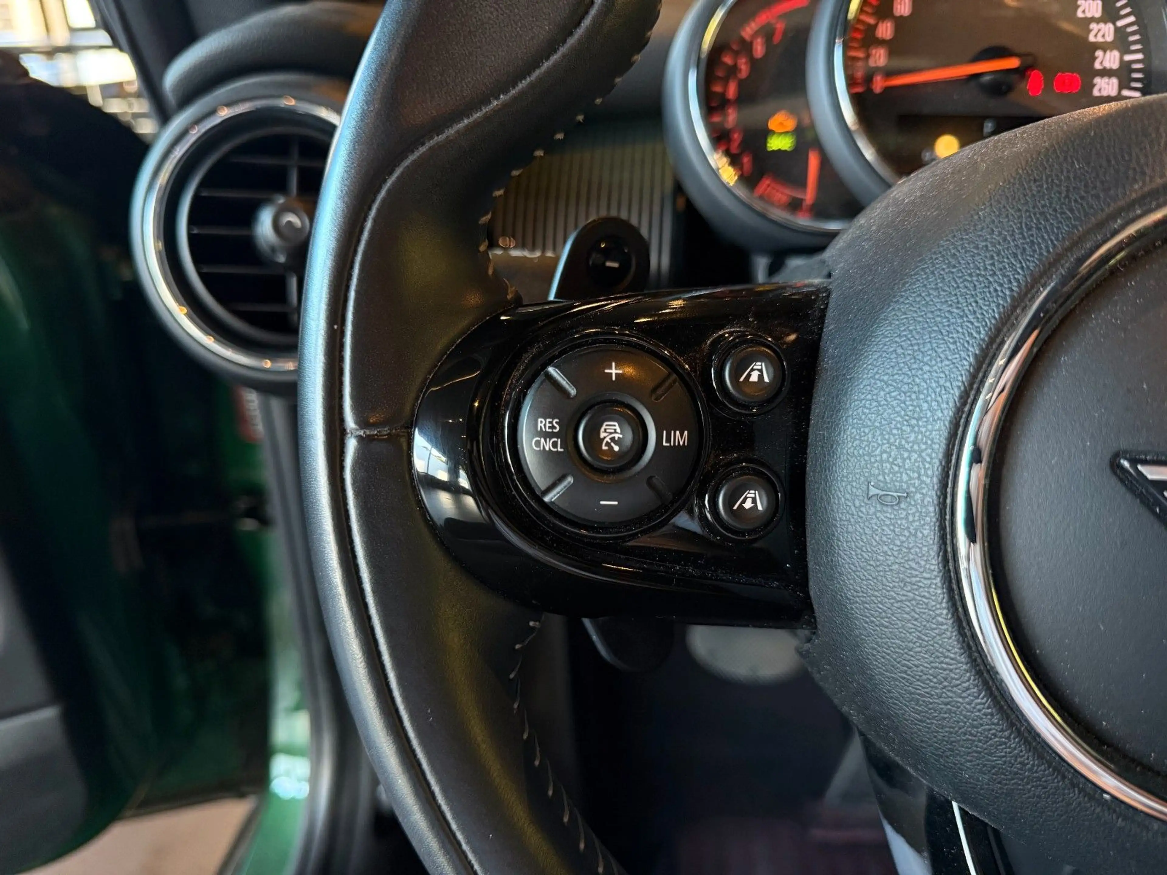 MINI Cooper S 60 Years Trim*Pano*British Racing Green — photo 22