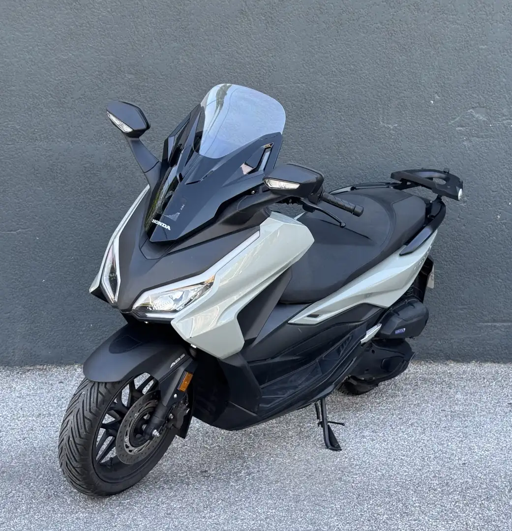 Honda Forza 125 Gri - 2