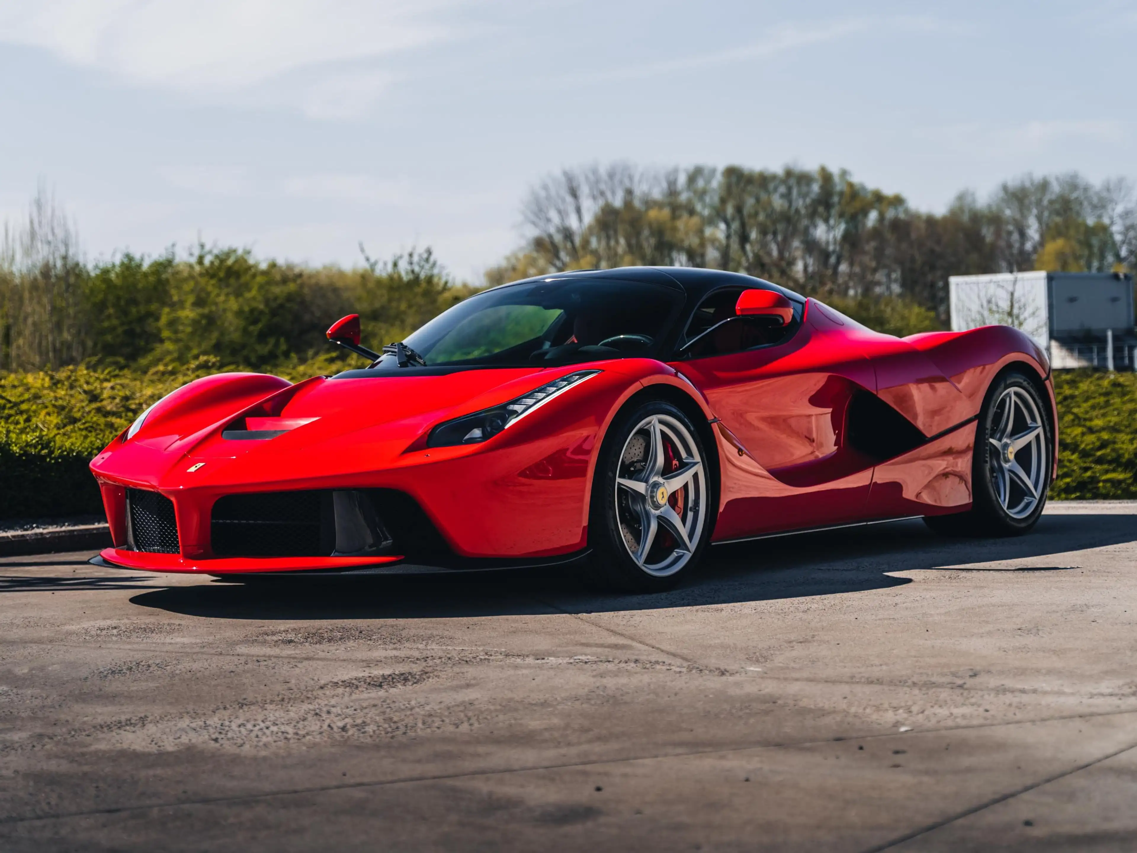 Ferrari LaFerrari Coupe / First Owner / 1 of 499 — photo 3