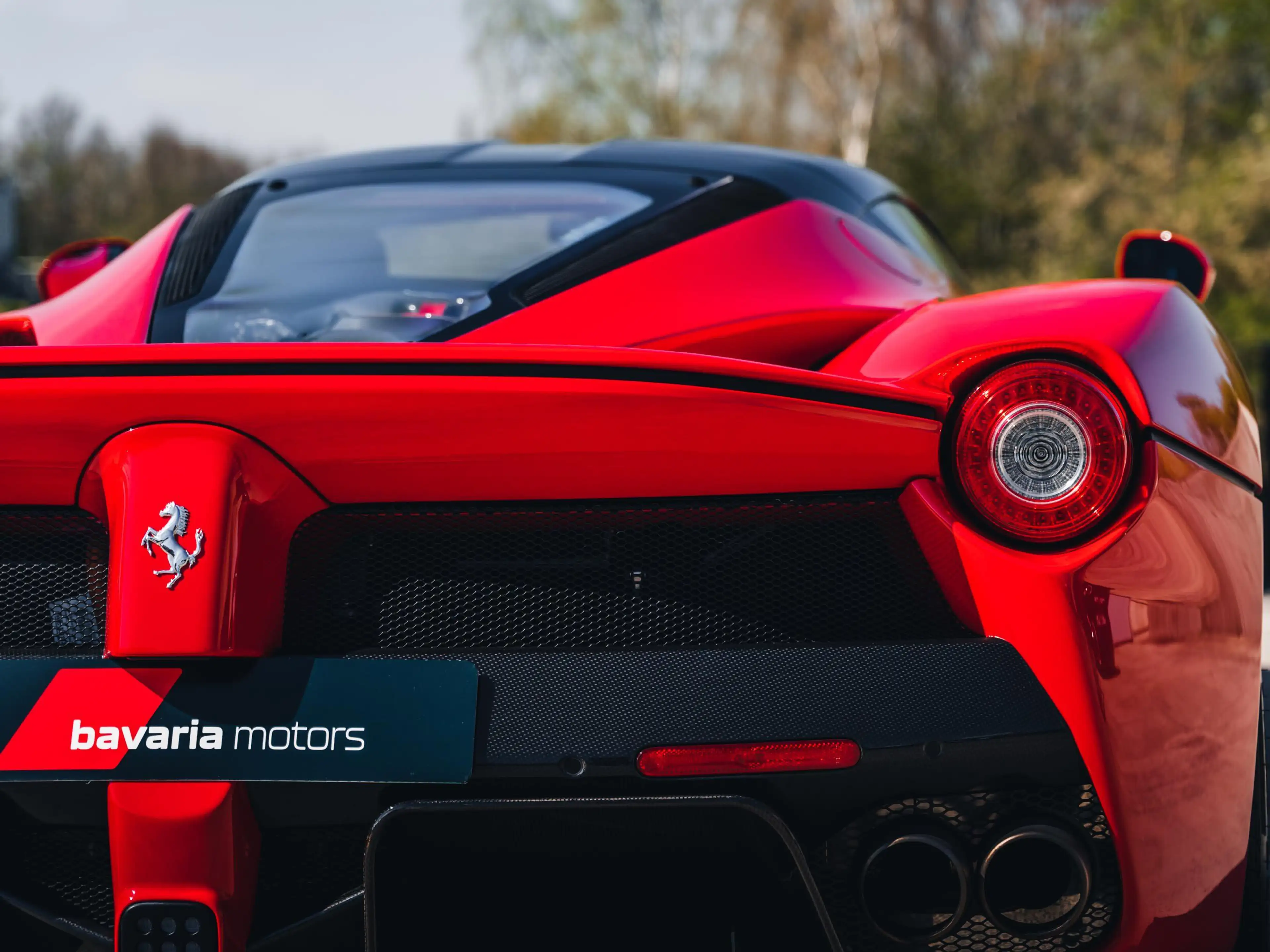 Ferrari LaFerrari Coupe / First Owner / 1 of 499 — photo 10