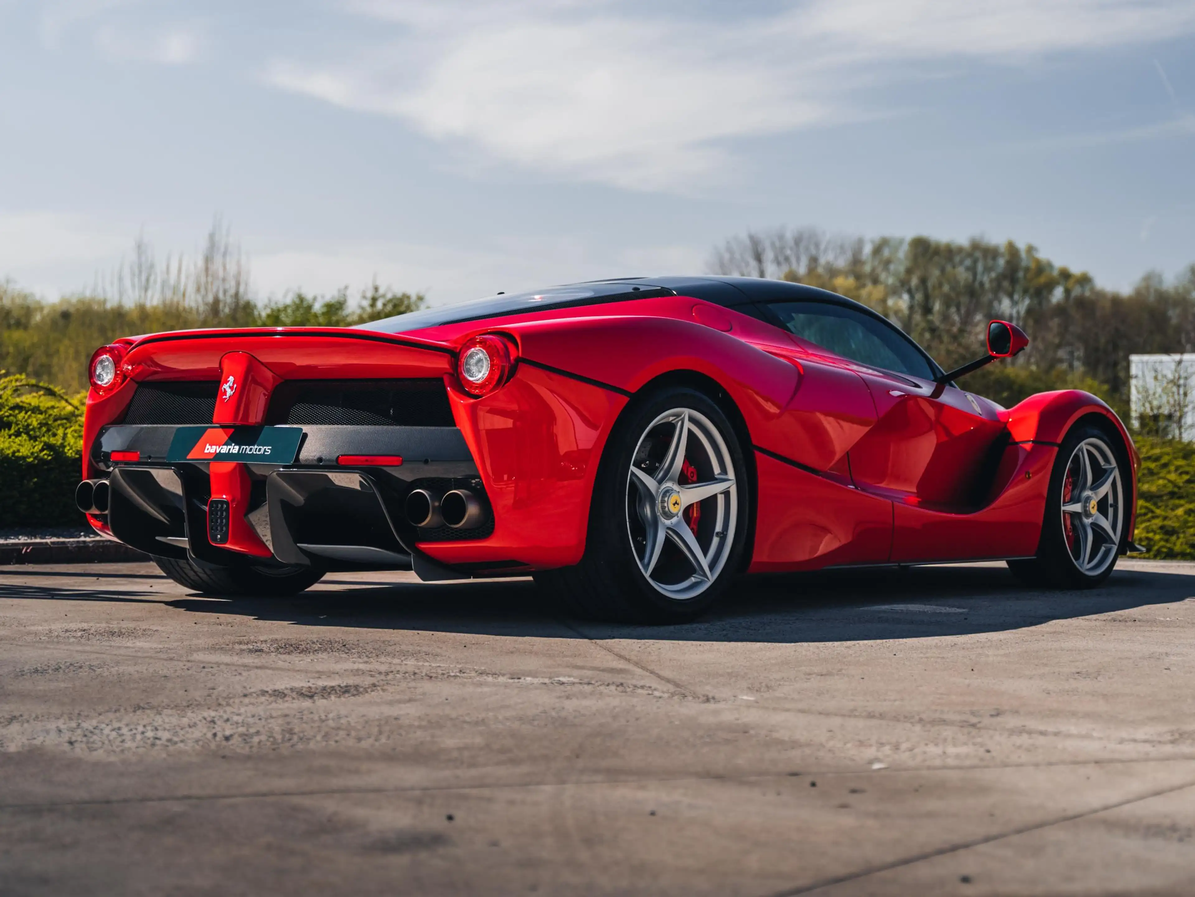 Ferrari LaFerrari Coupe / First Owner / 1 of 499 — photo 9
