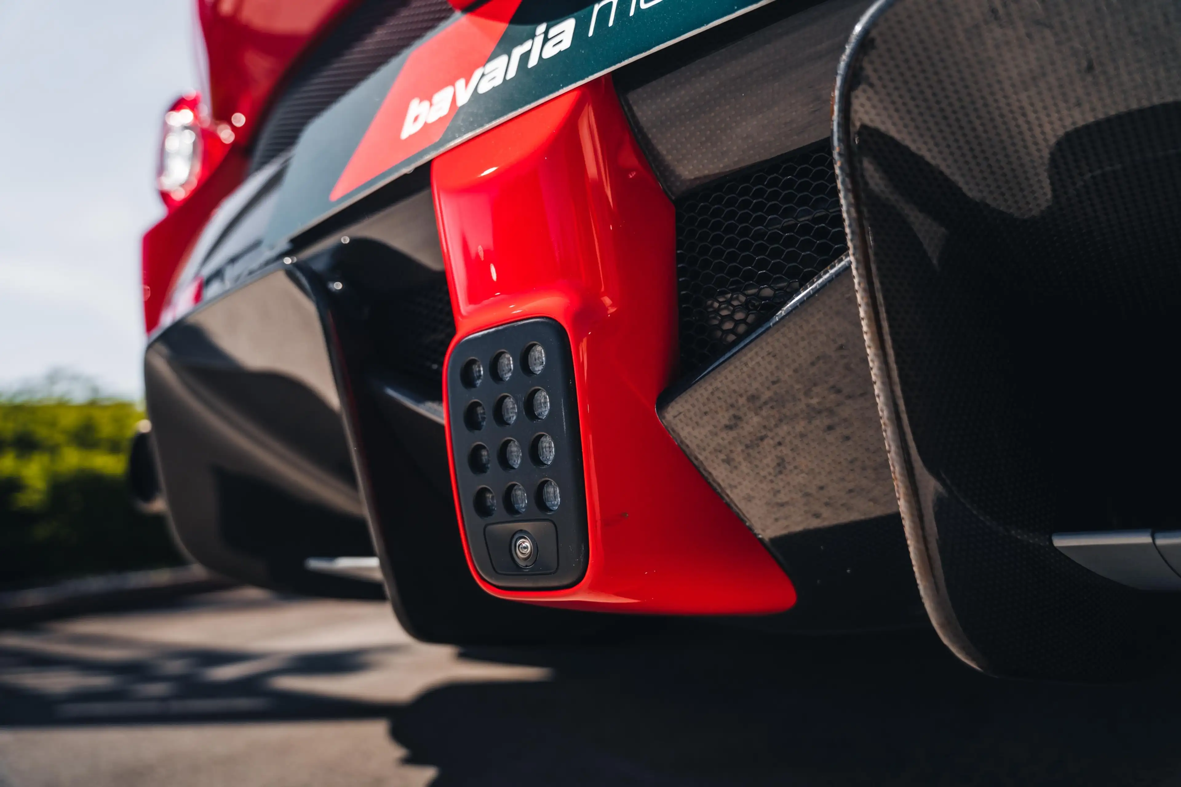 Ferrari LaFerrari Coupe / First Owner / 1 of 499 — photo 11
