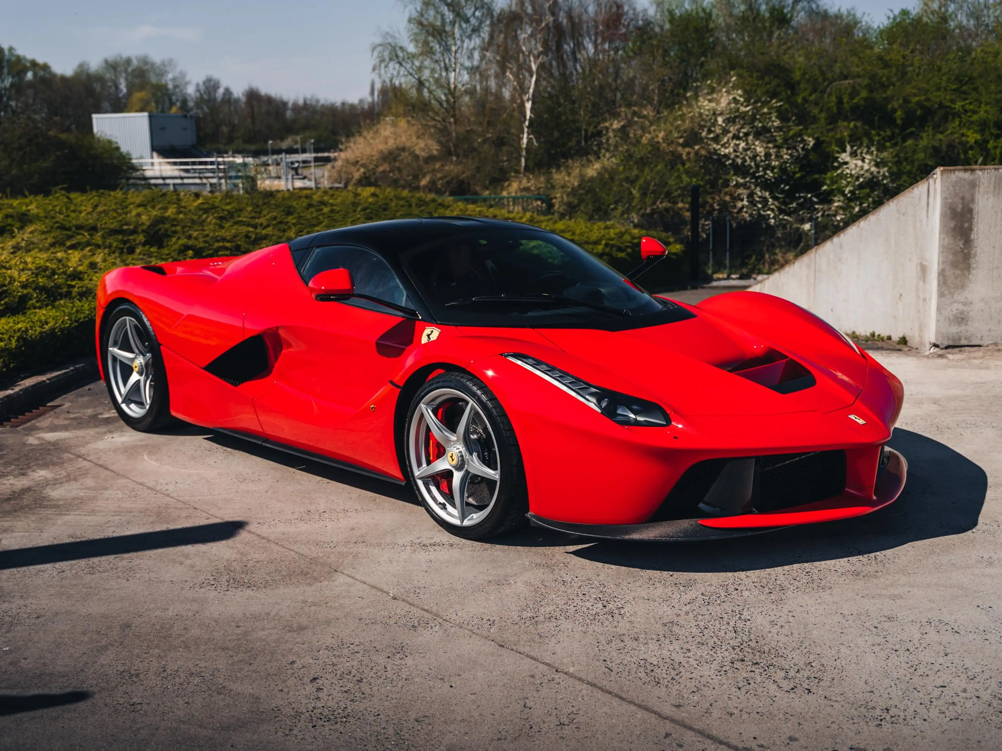 Ferrari LaFerrari Coupe / First Owner / 1 of 499 — photo 7