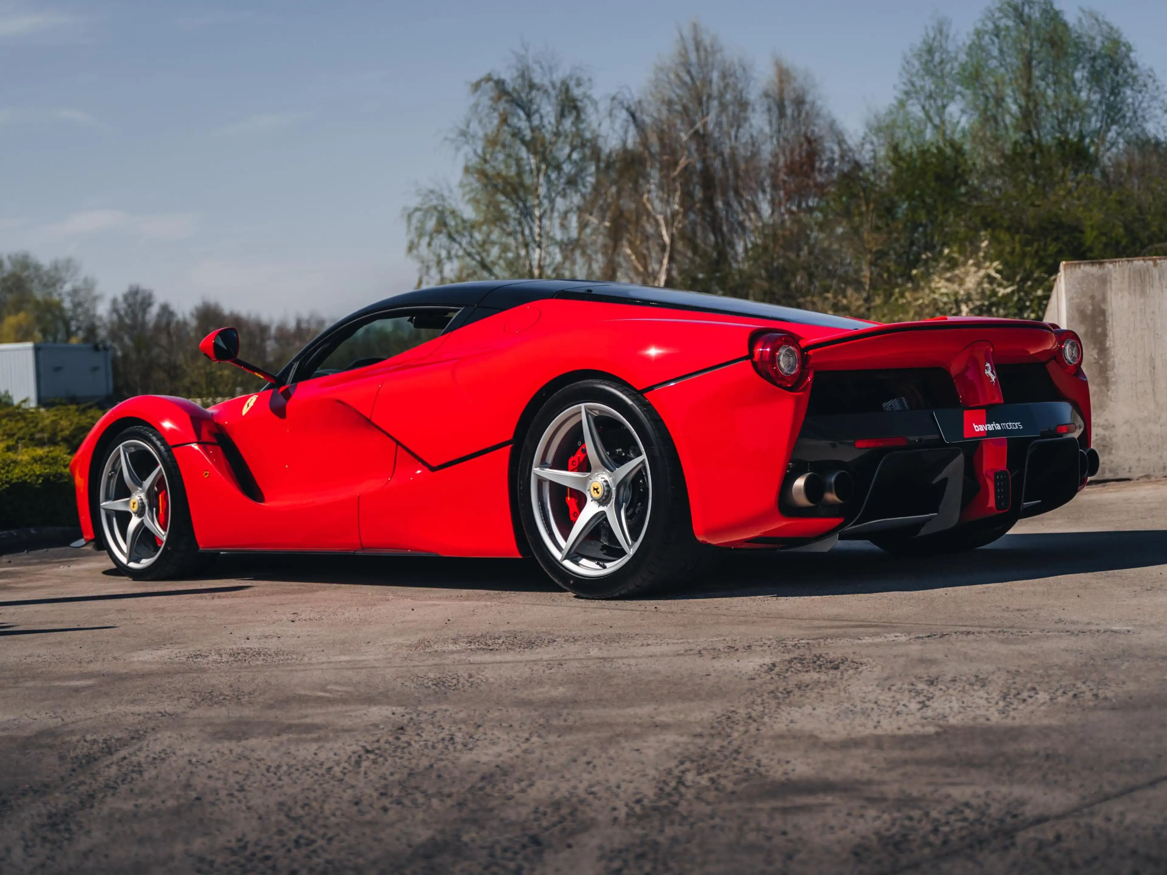 Ferrari LaFerrari Coupe / First Owner / 1 of 499 — photo 12