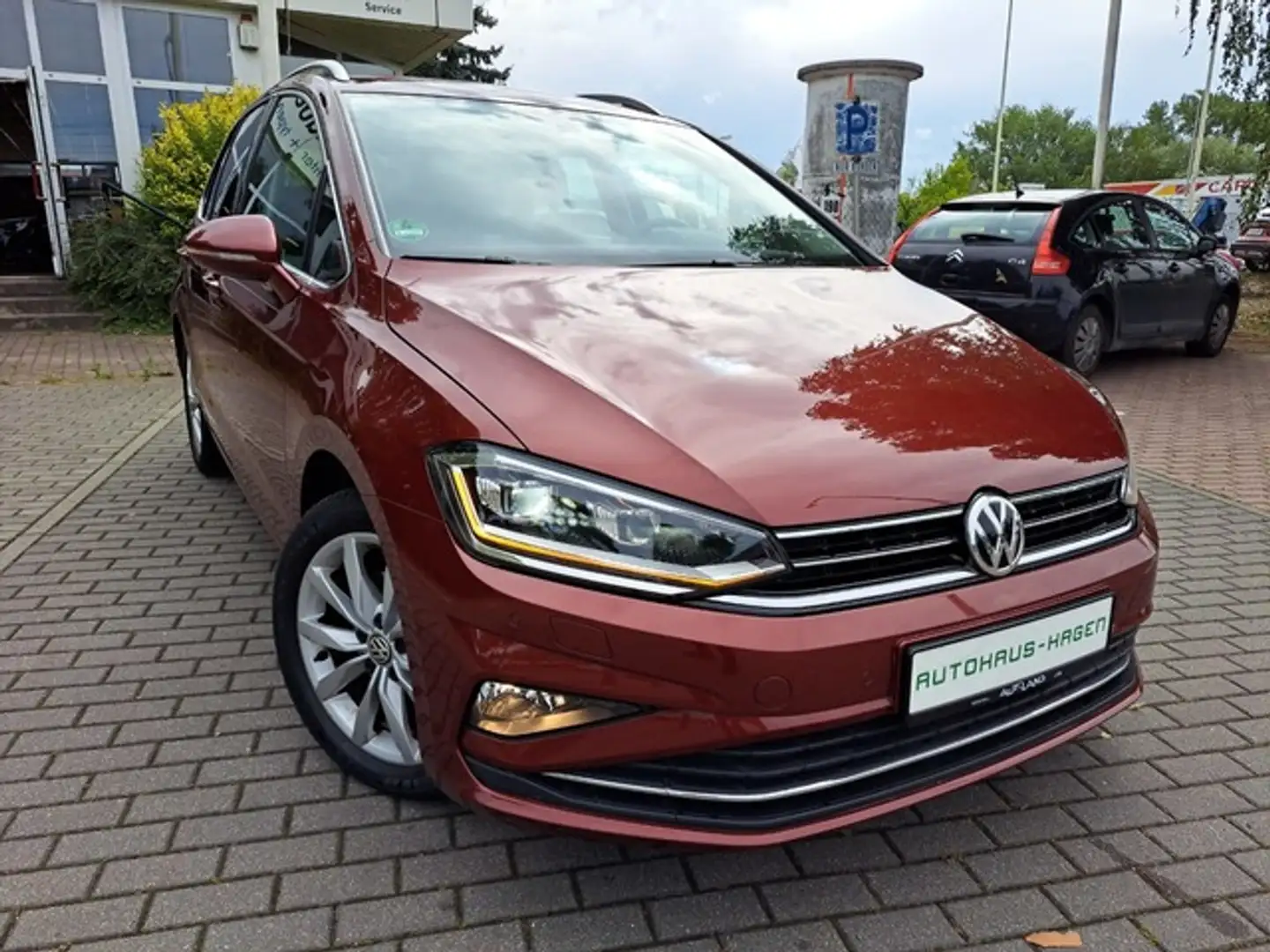 Volkswagen Golf Sportsvan VII Highline Business-Paket Navi Rosso - 1