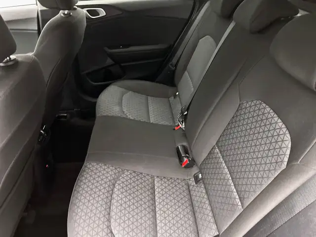 Kia Ceed view 16