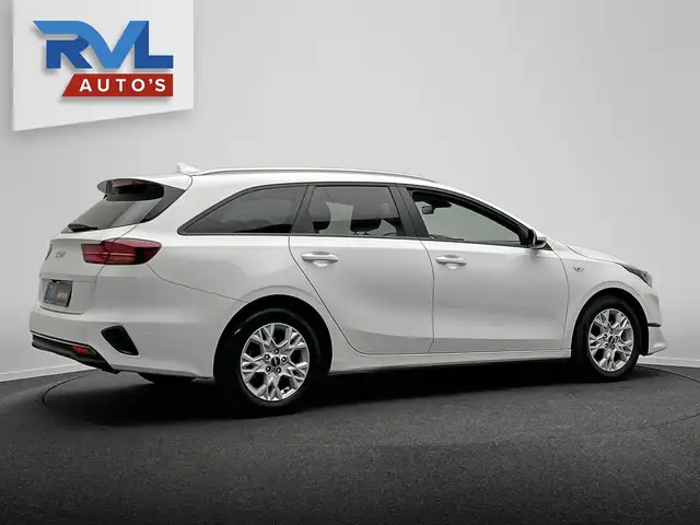 Kia Ceed view 22