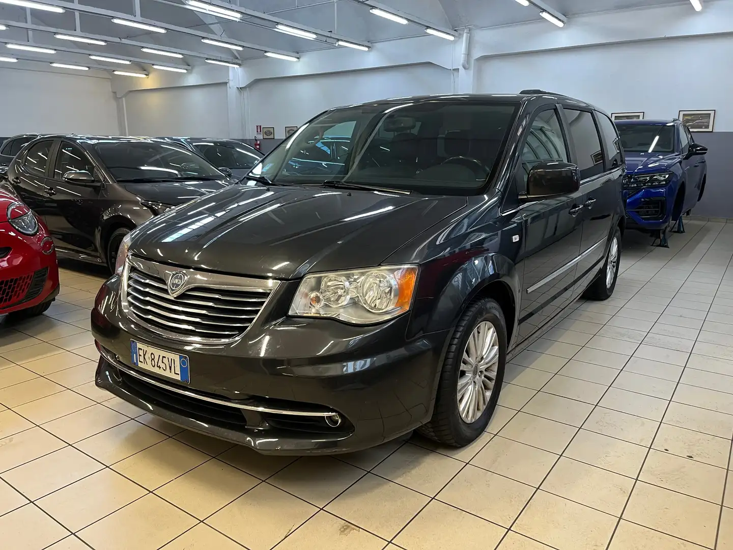 Lancia Voyager Voyager V 2.8L Gold 163cv auto Szürke - 1