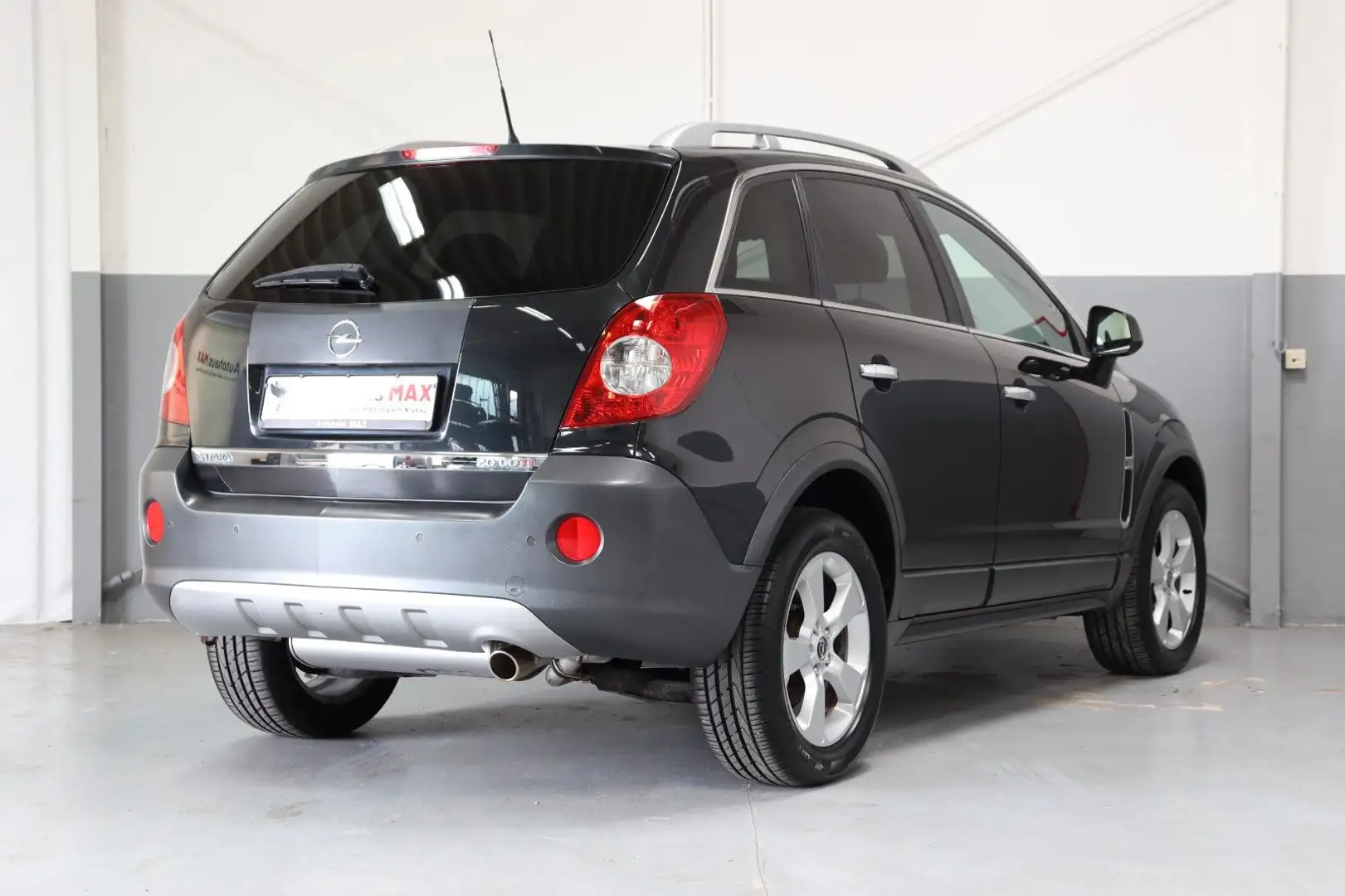 Opel Antara Cosmo 4x4~SZH~Tempomat~Navi~MFL~PDC~ Fekete - 2