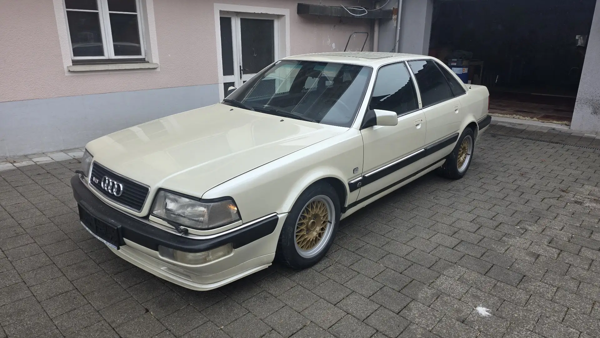 Audi V8 quattro 4,2 Aut. - 1