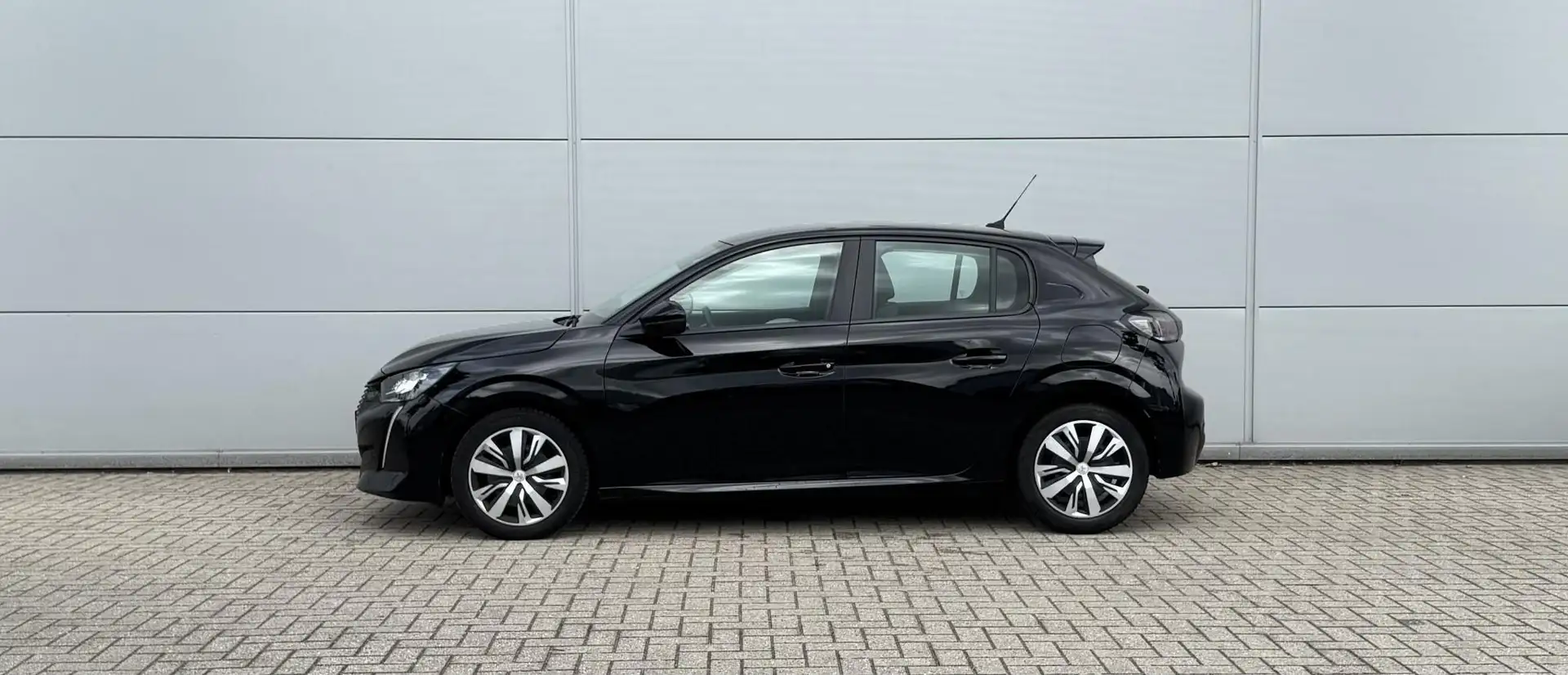 Peugeot 208 1.2 PureTech Active | Navigatie | Cruise Control | Negro - 2