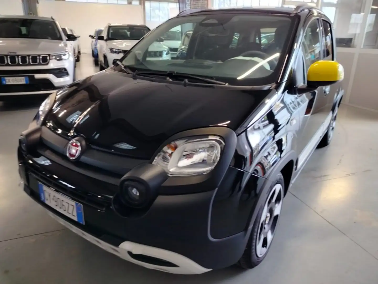 Fiat Panda 1.0 70CV Hybrid PANDINA (CROSS) Nero - 2