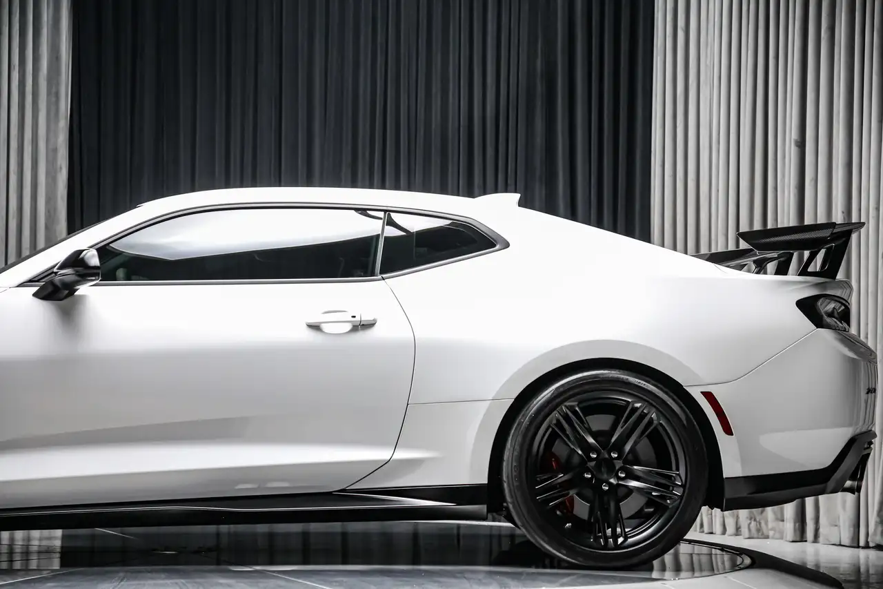 Chevrolet Camaro photo Chevrolet Camaro