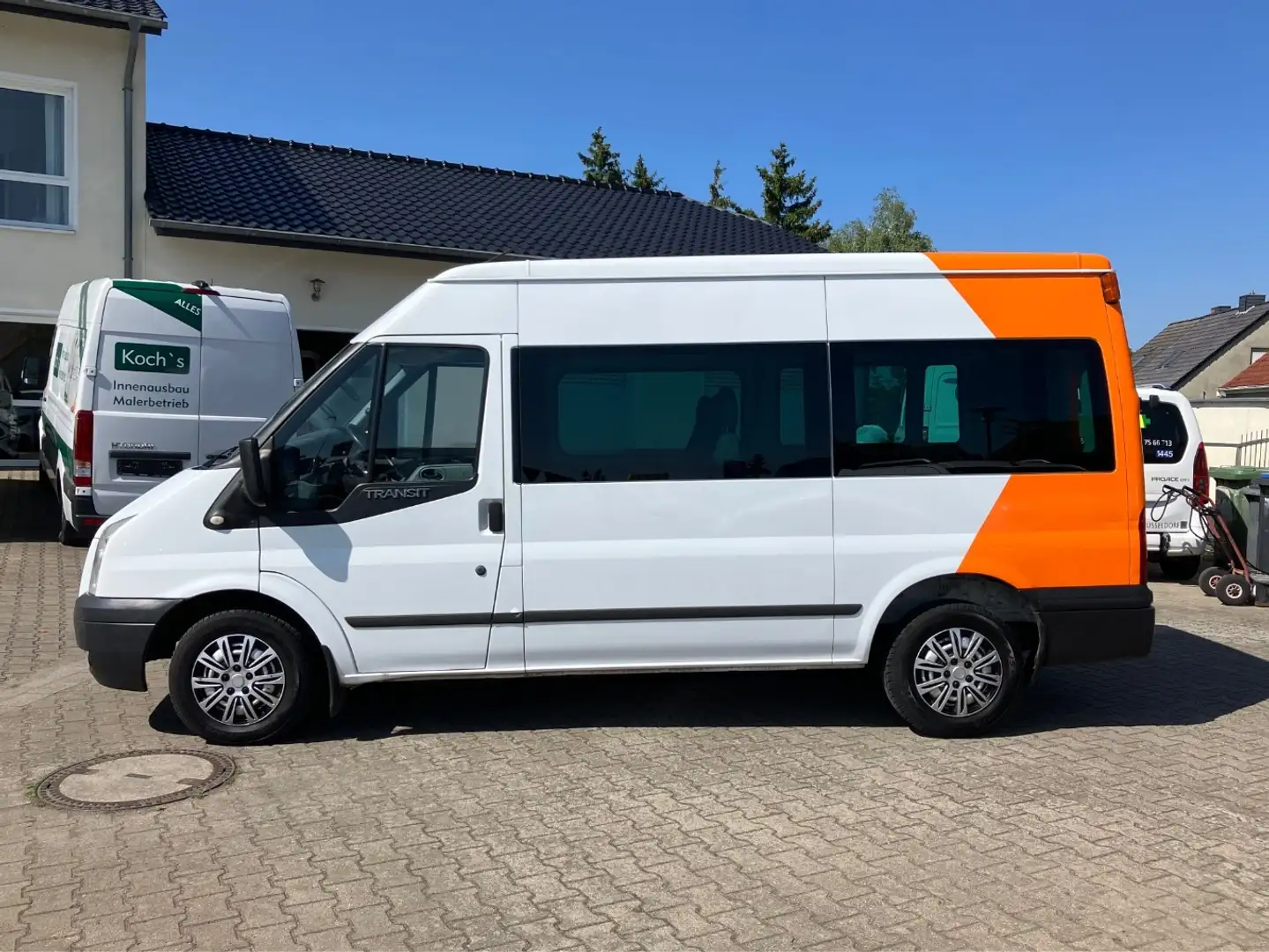 Ford Transit FT 300 M 2.2 TDCi Rollstuhlgerecht Blanc - 2