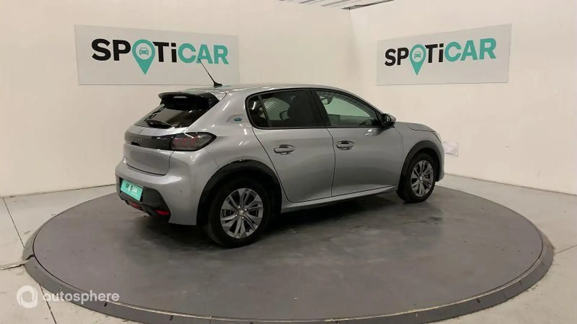 Peugeot 208 e-208 136ch Allure - 2