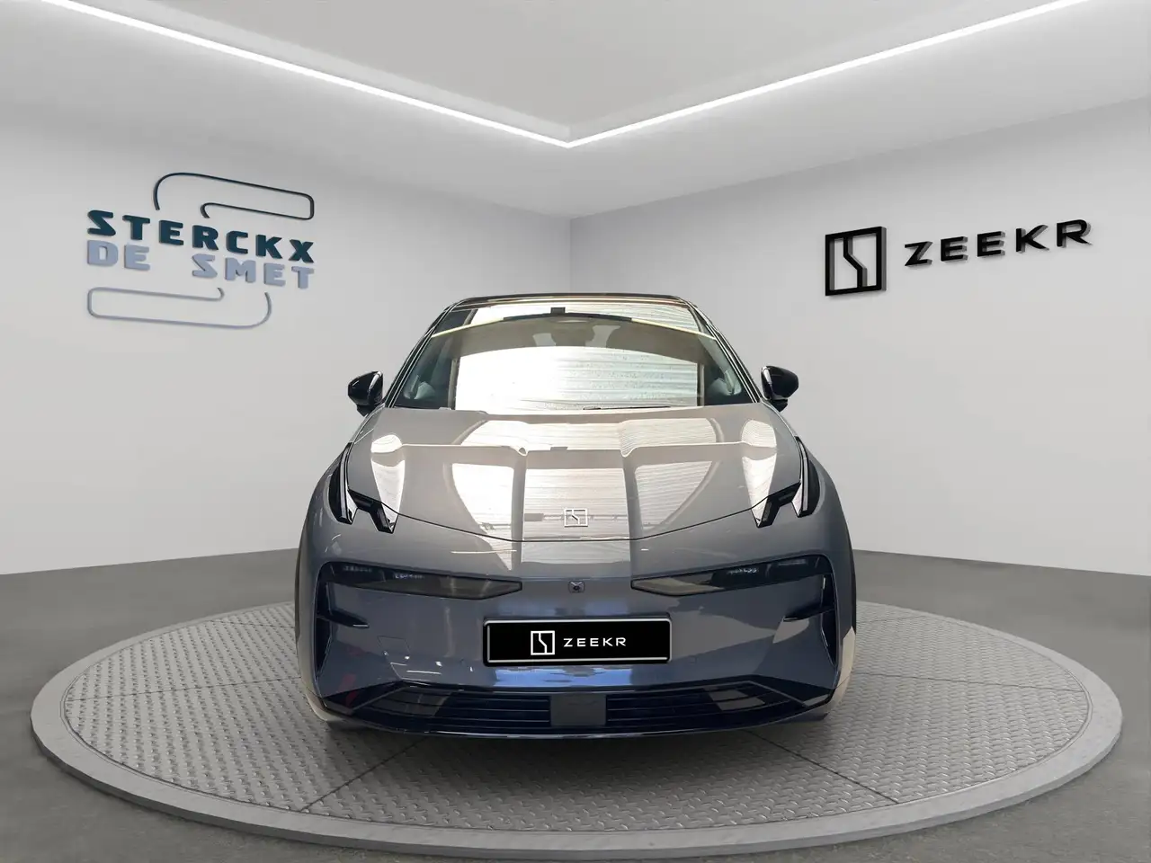 Zeekr X 2025
