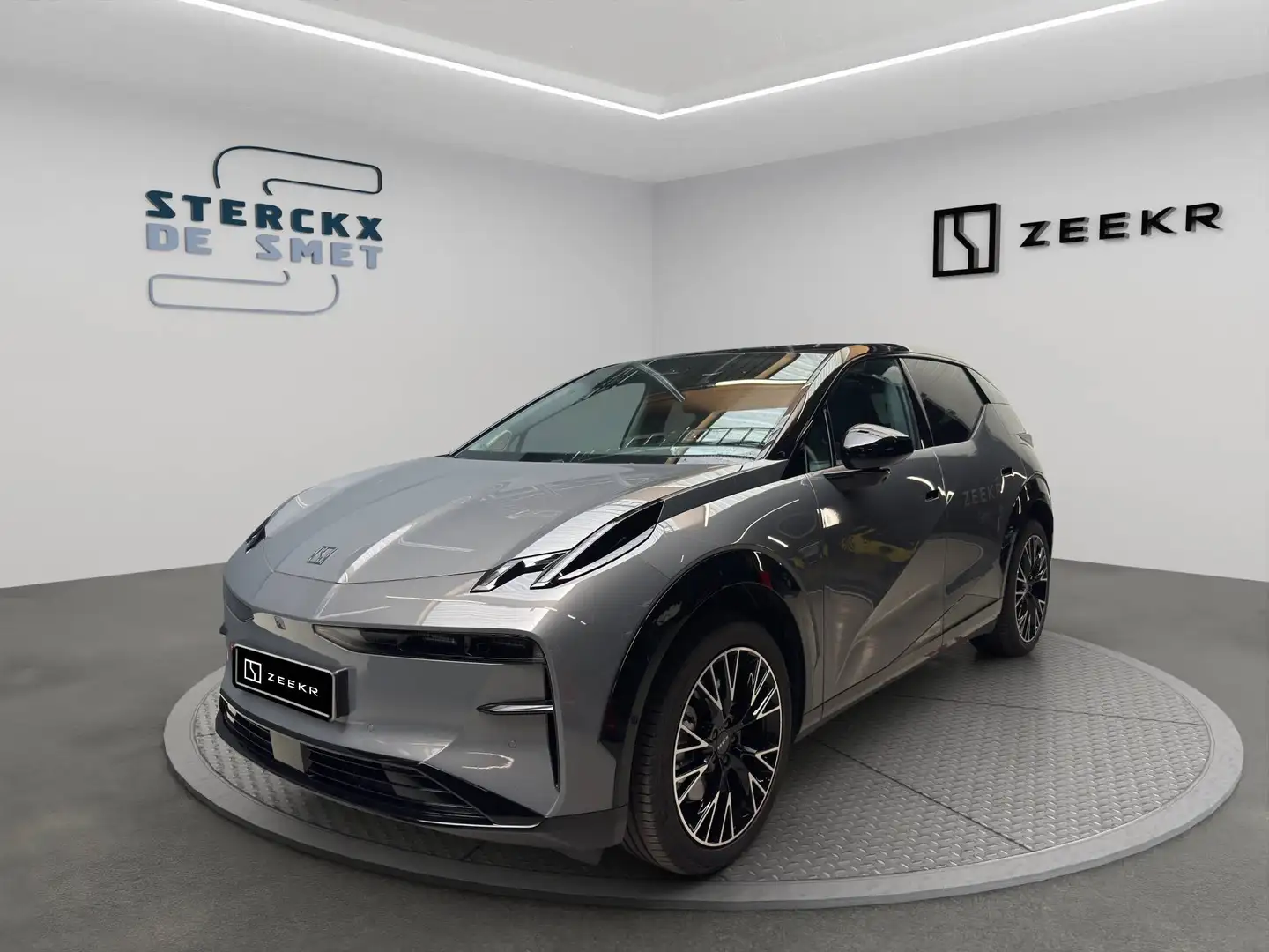 Zeekr X DEMO - X PRIVILEGE - GRID GREY - CHARCOAL BLACK & STONE GREY Grau - 1
