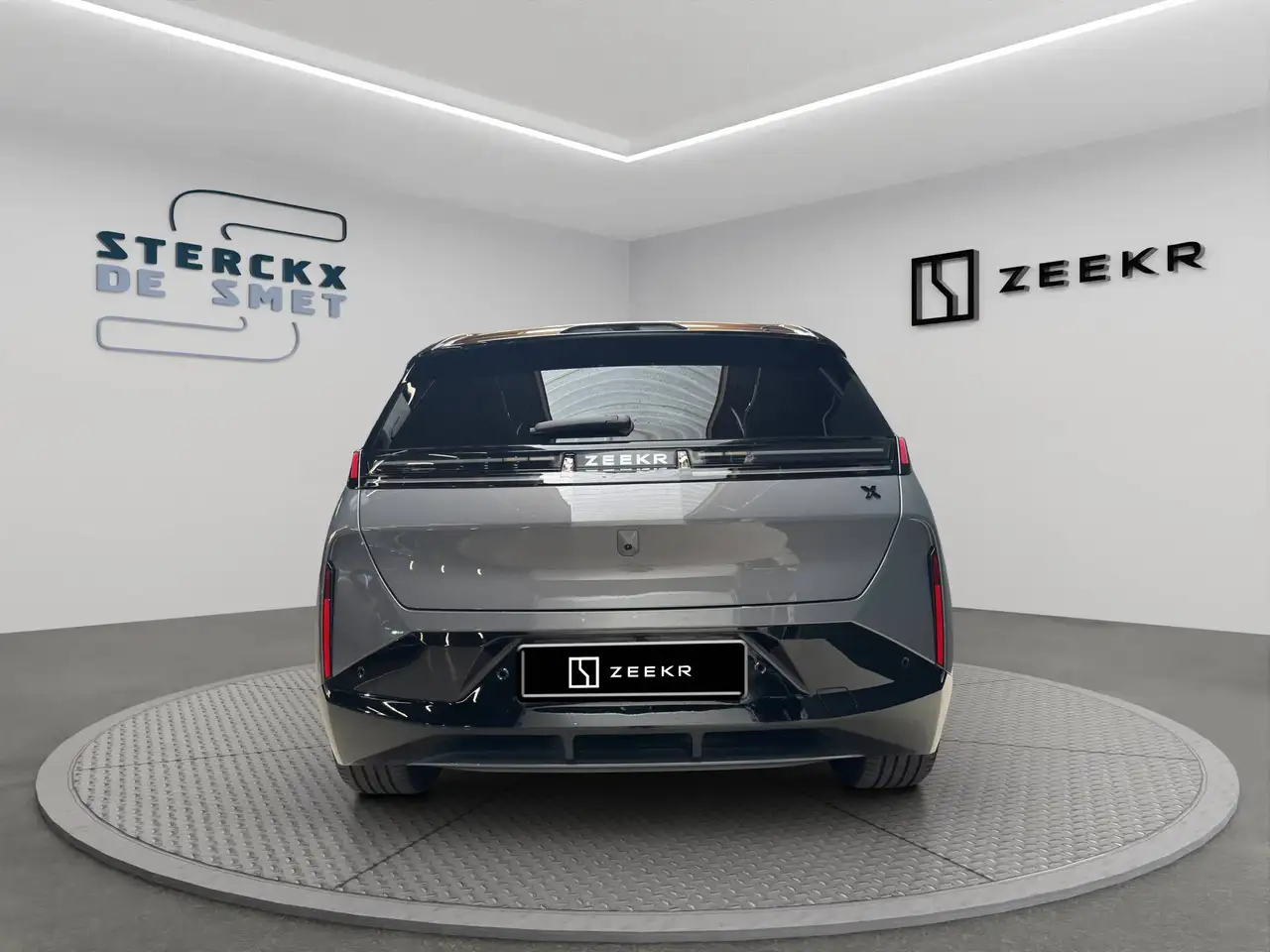 Zeekr X 2025