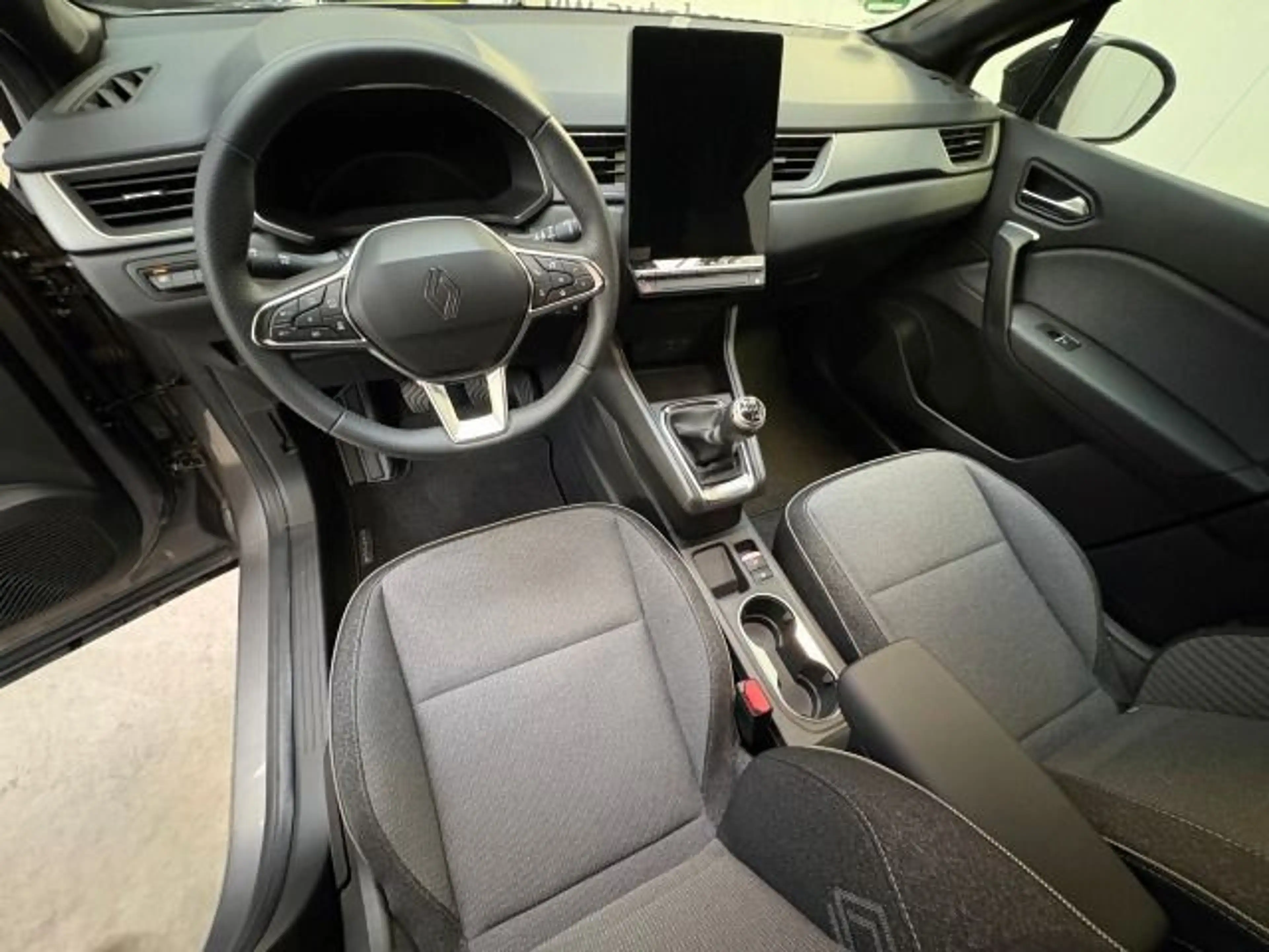 Renault Captur CAPTUR Techno TCe 115 — photo 11