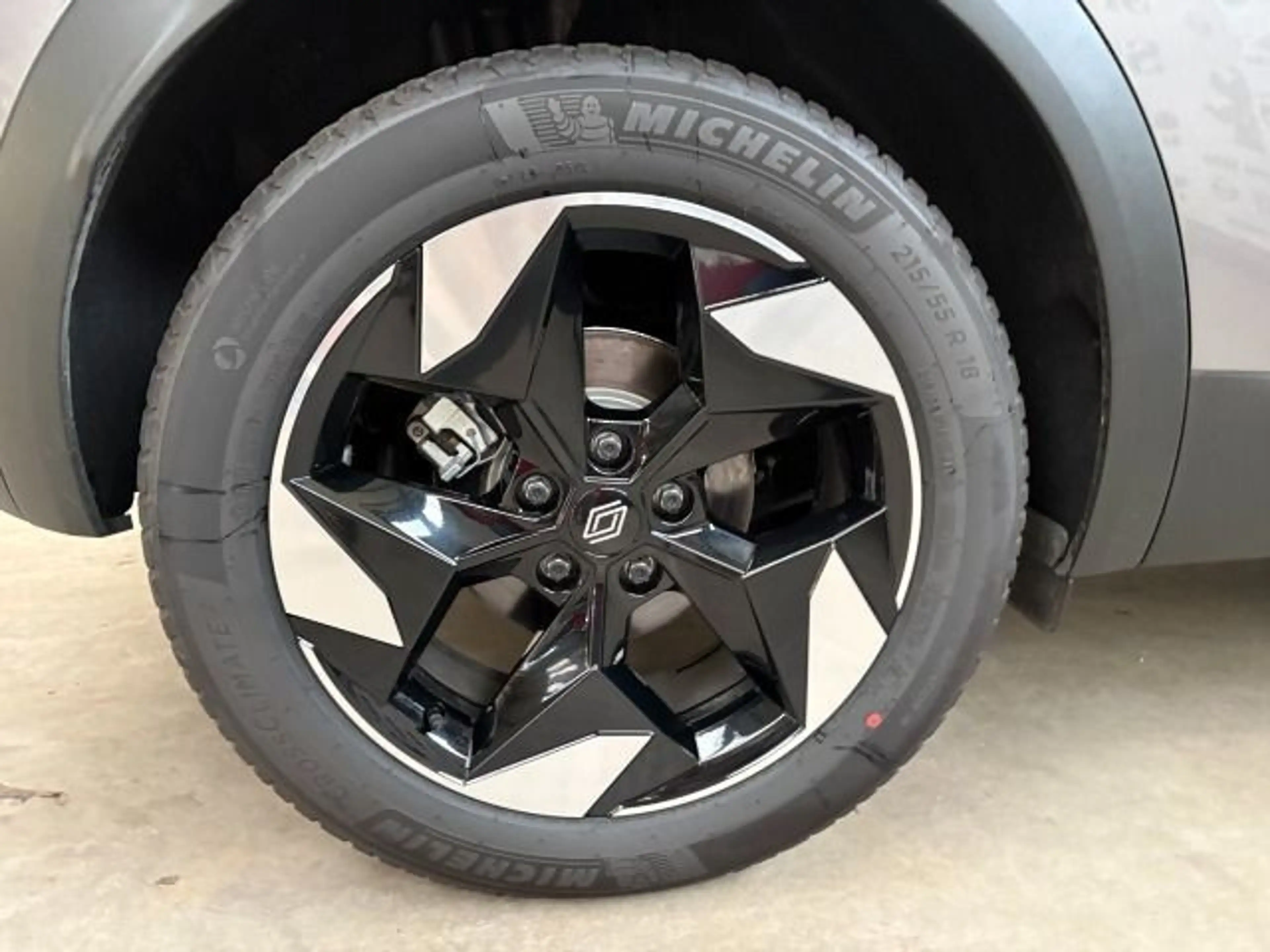 Renault Captur CAPTUR Techno TCe 115 — photo 3