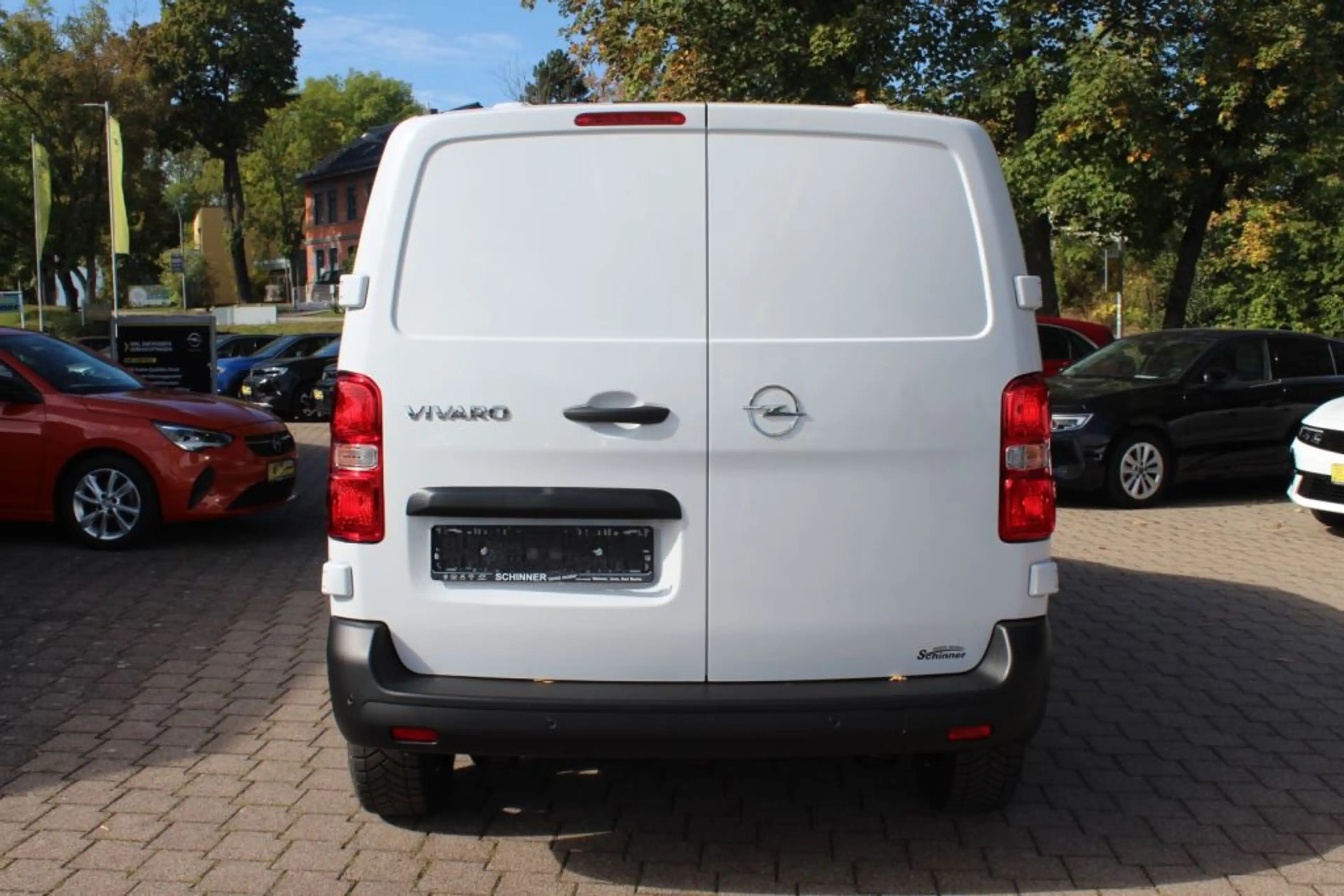 Opel Vivaro 2.2 Diesel 150 M S&S — photo 13
