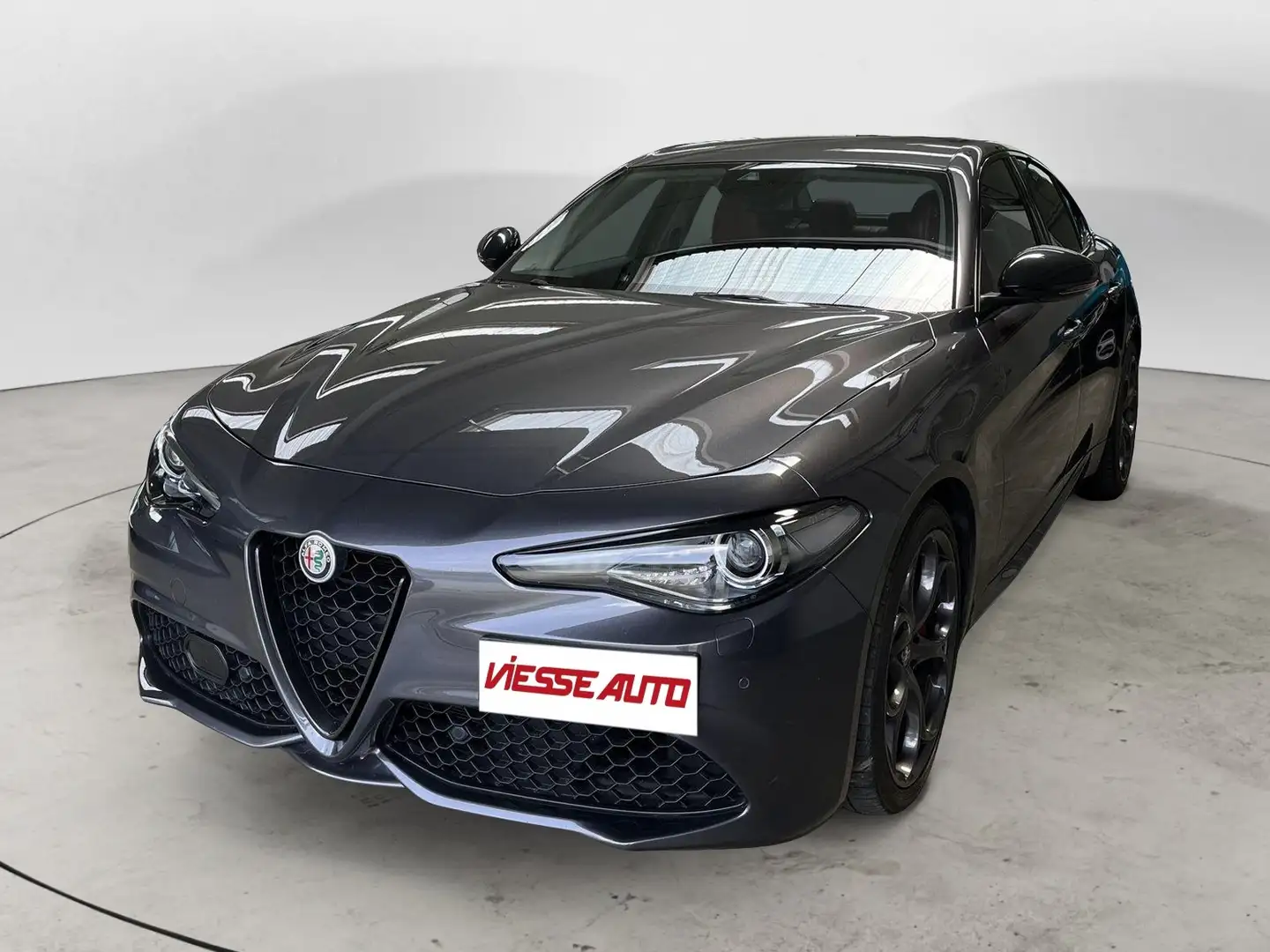 Alfa Romeo Giulia 2.2 t B-Tech 190cv auto Grigio - 1