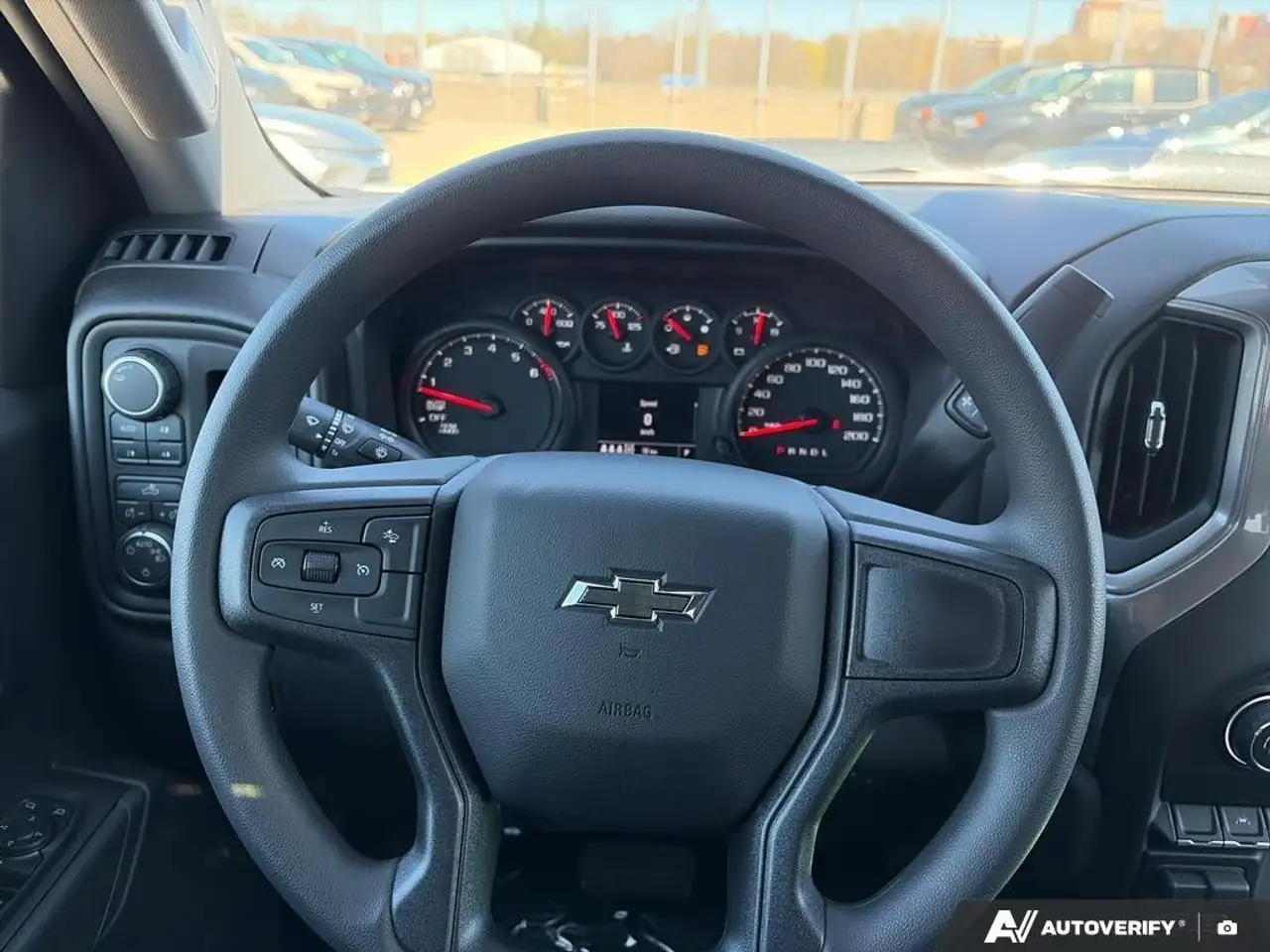 Chevrolet Silverado 1500 снимка Chevrolet Silverado 1500