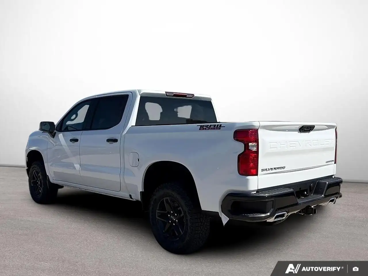 Chevrolet Silverado 1500 снимка Chevrolet Silverado 1500