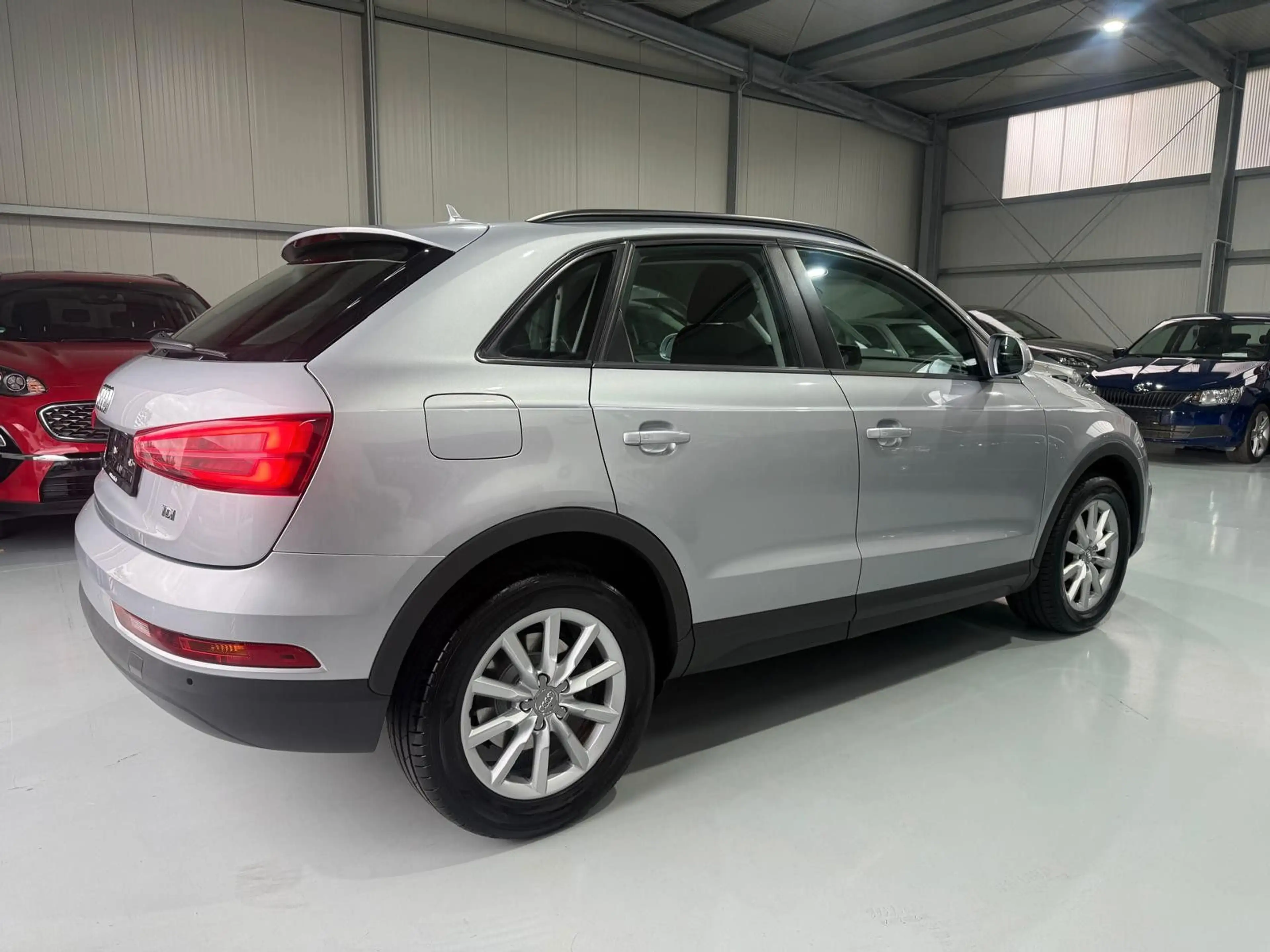 Audi Q3 LED PDC SHZ Anhängerkupplung — photo 9