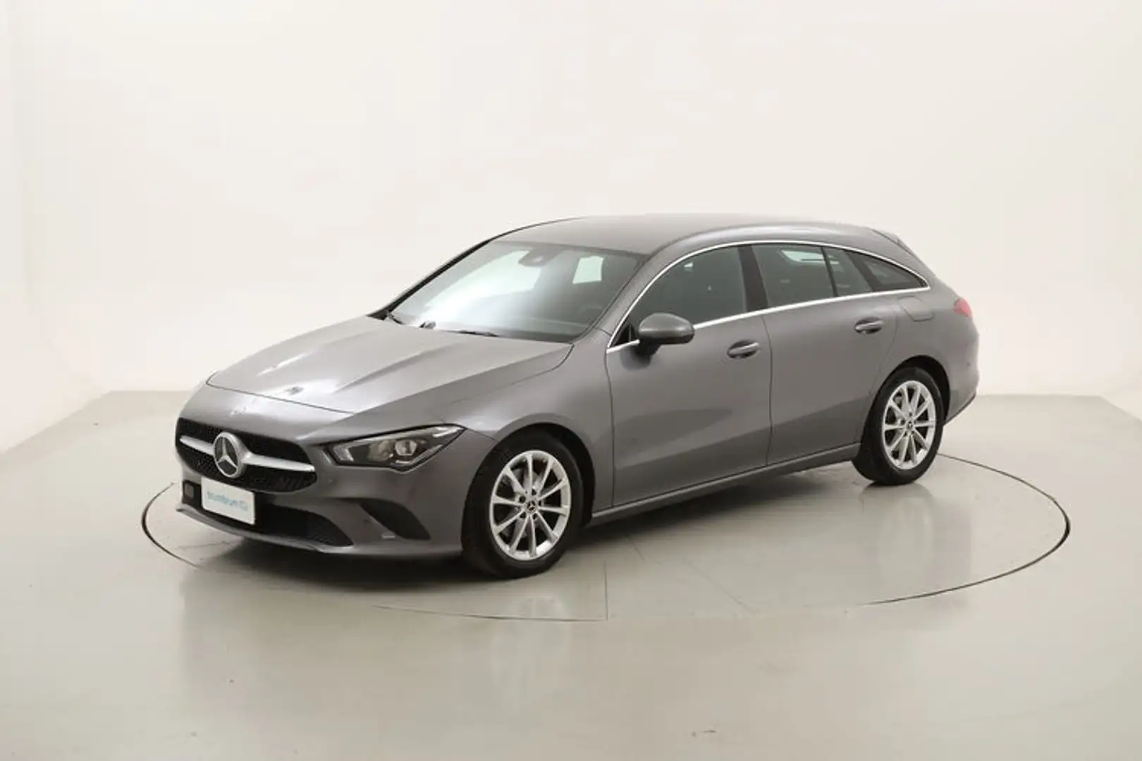 Mercedes-Benz CLA 180 SW 180 d Business Extra Automatic 2.0 Diesel 116CV Grigio - 1