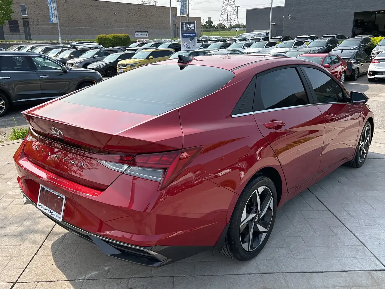 Hyundai ELANTRA снимка Hyundai ELANTRA
