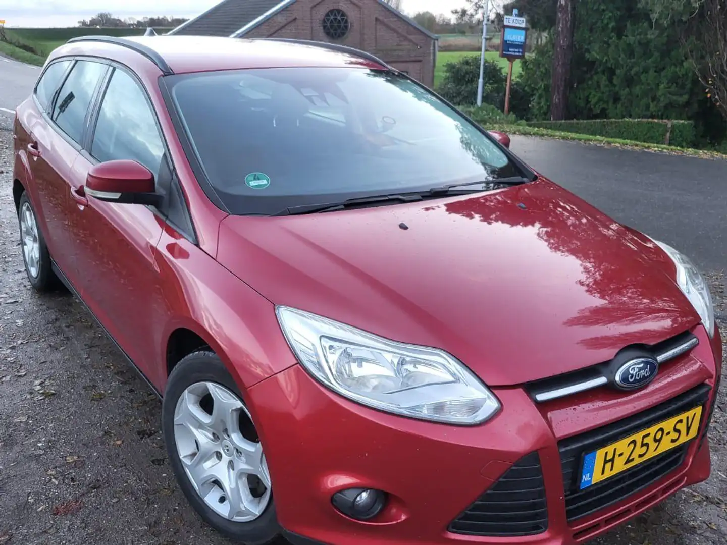 Ford Focus Focus 1.6 TI-VCT Lease Ti. Rood - 1