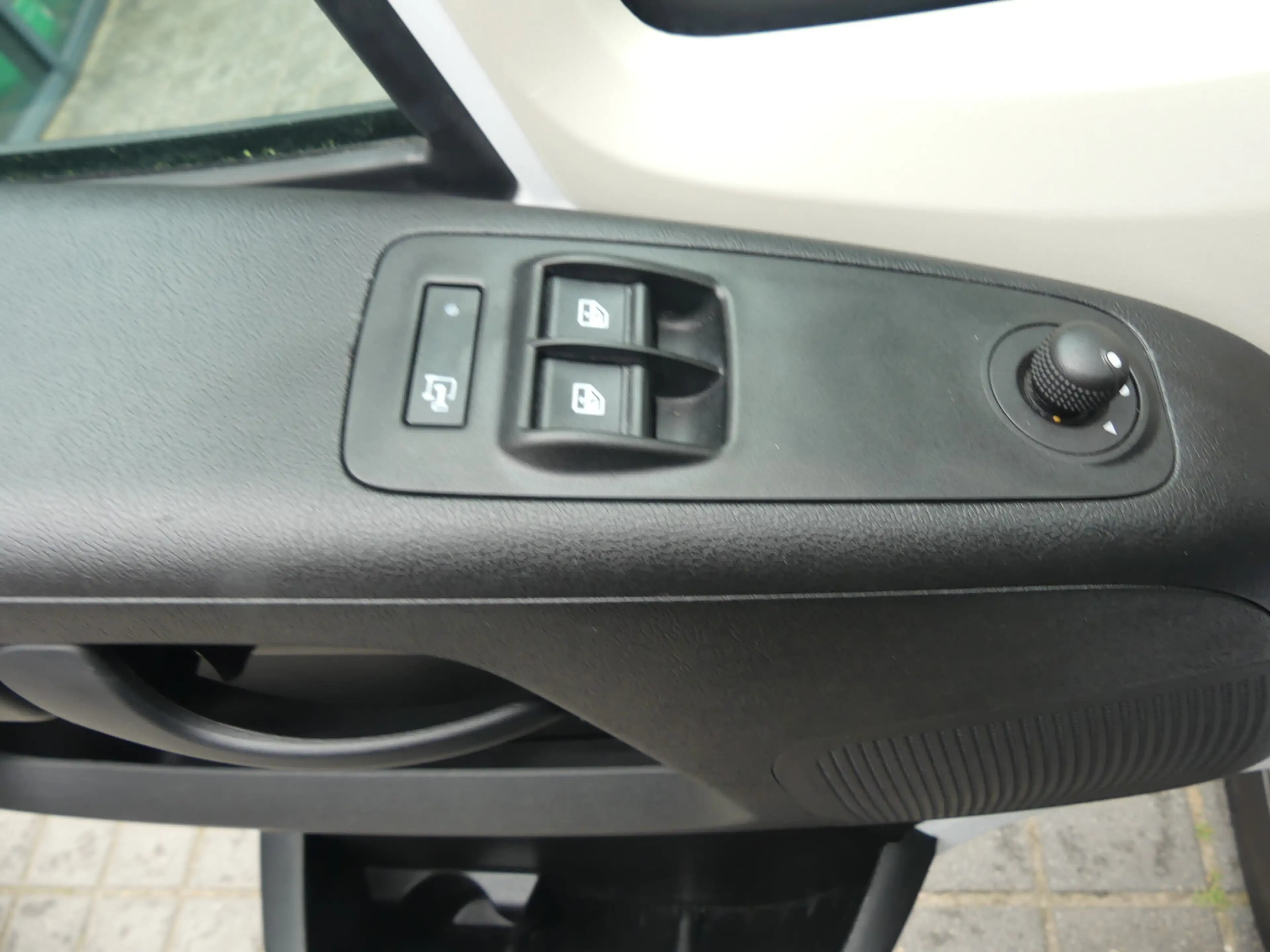 Peugeot Boxer Kasten 335 L2H2 Premium BlueHD KAM/TEMPOMAT — photo 11